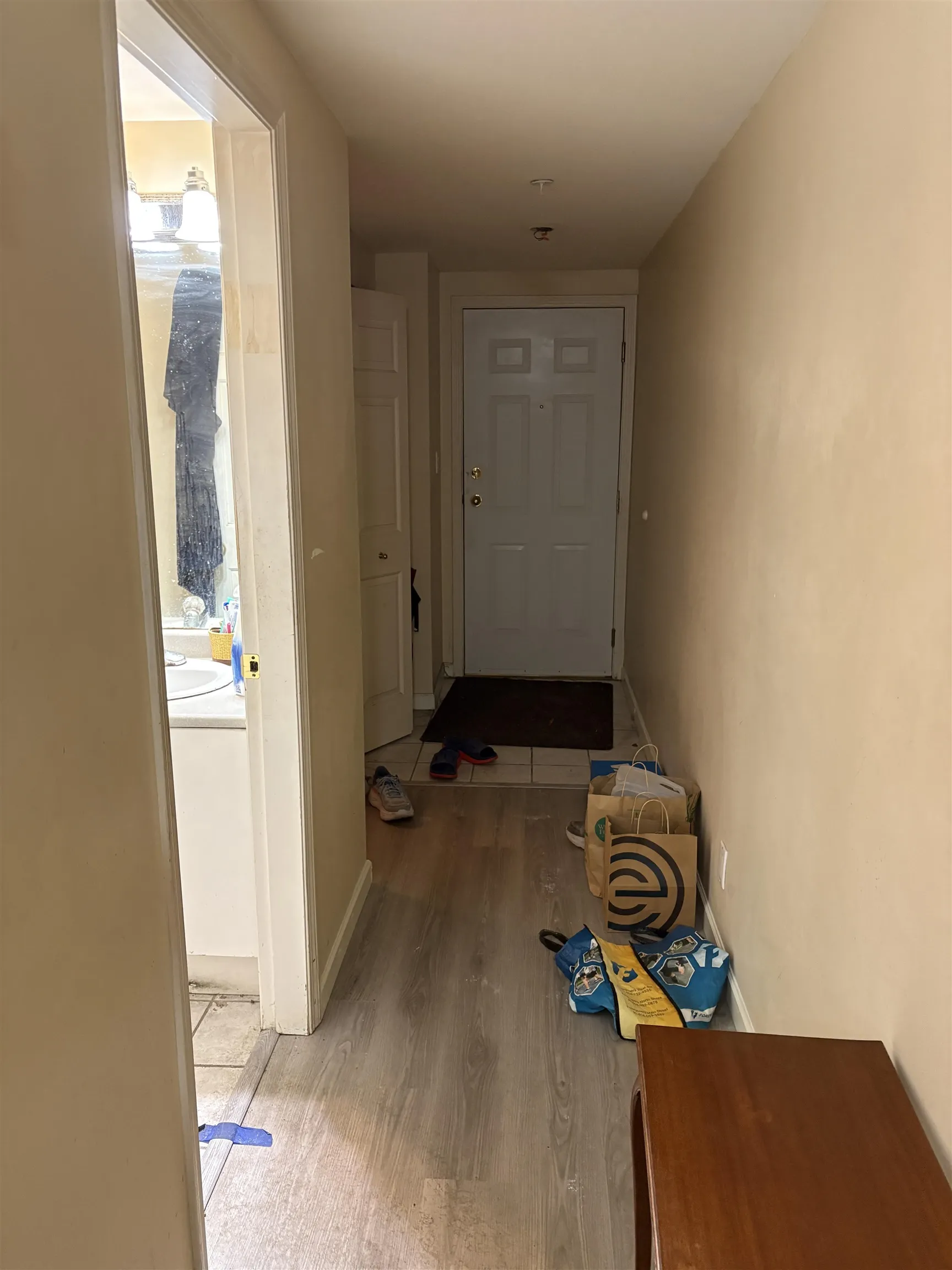 204 137 W 17th Street