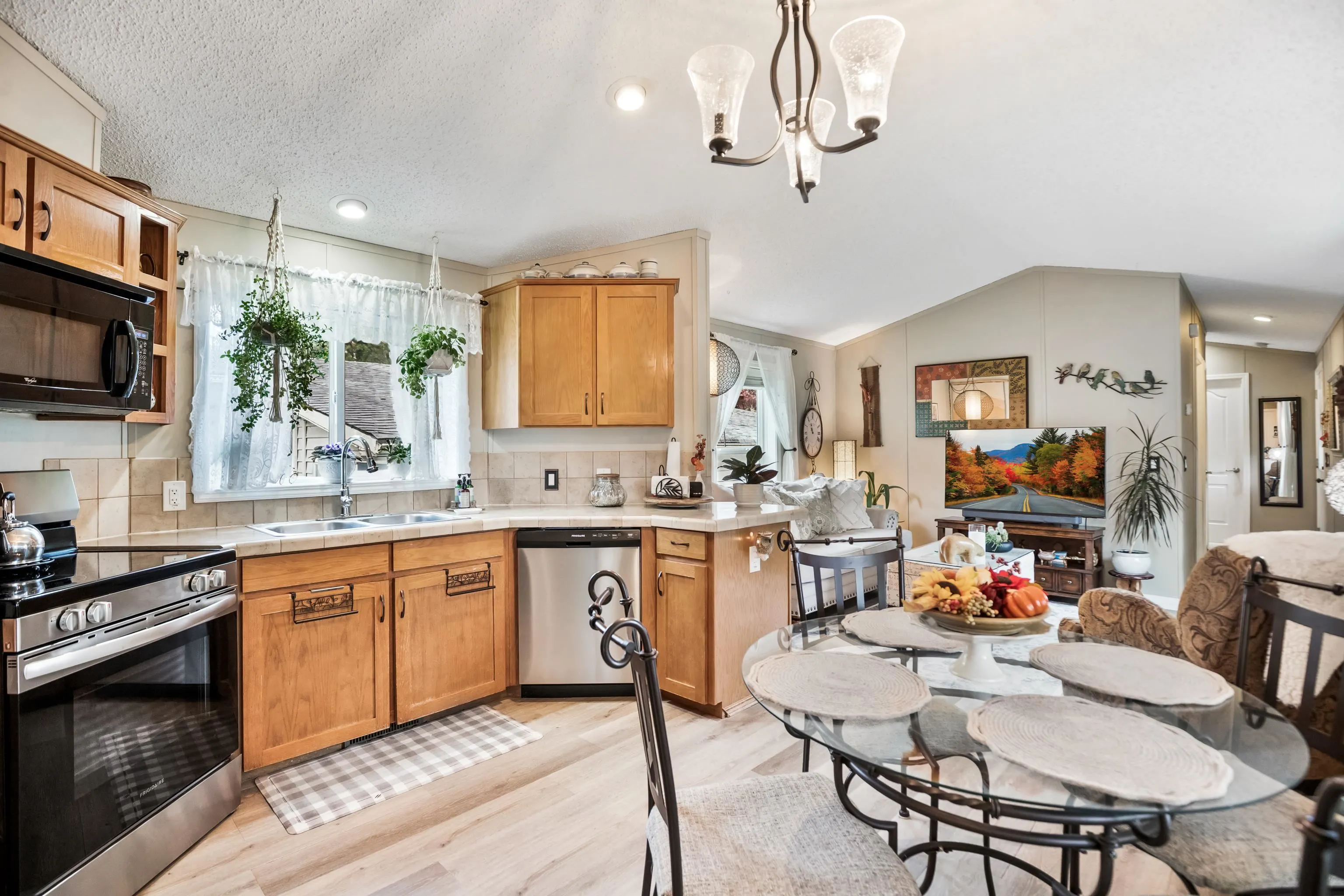 139 10221 Wilson Street