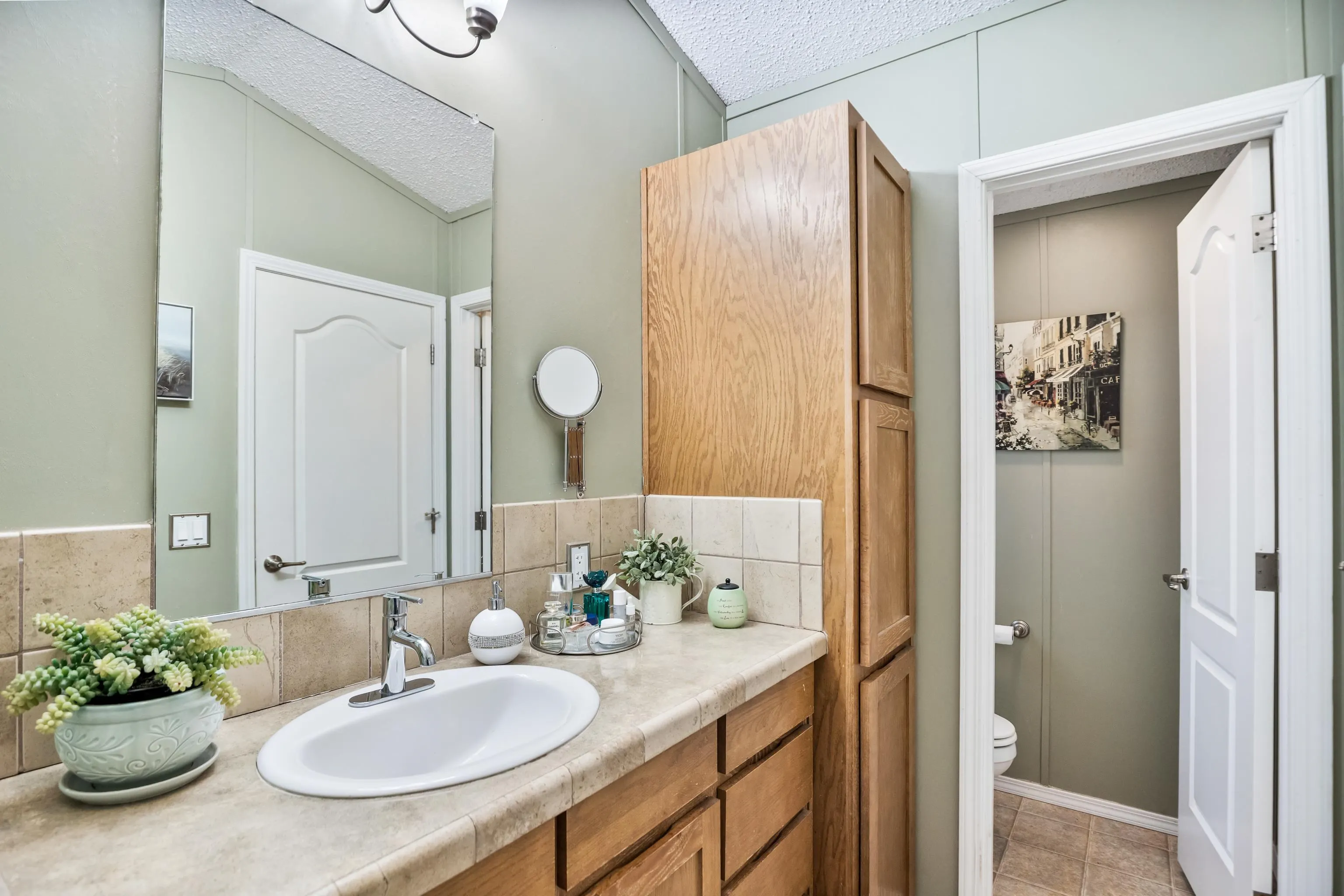 139 10221 Wilson Street