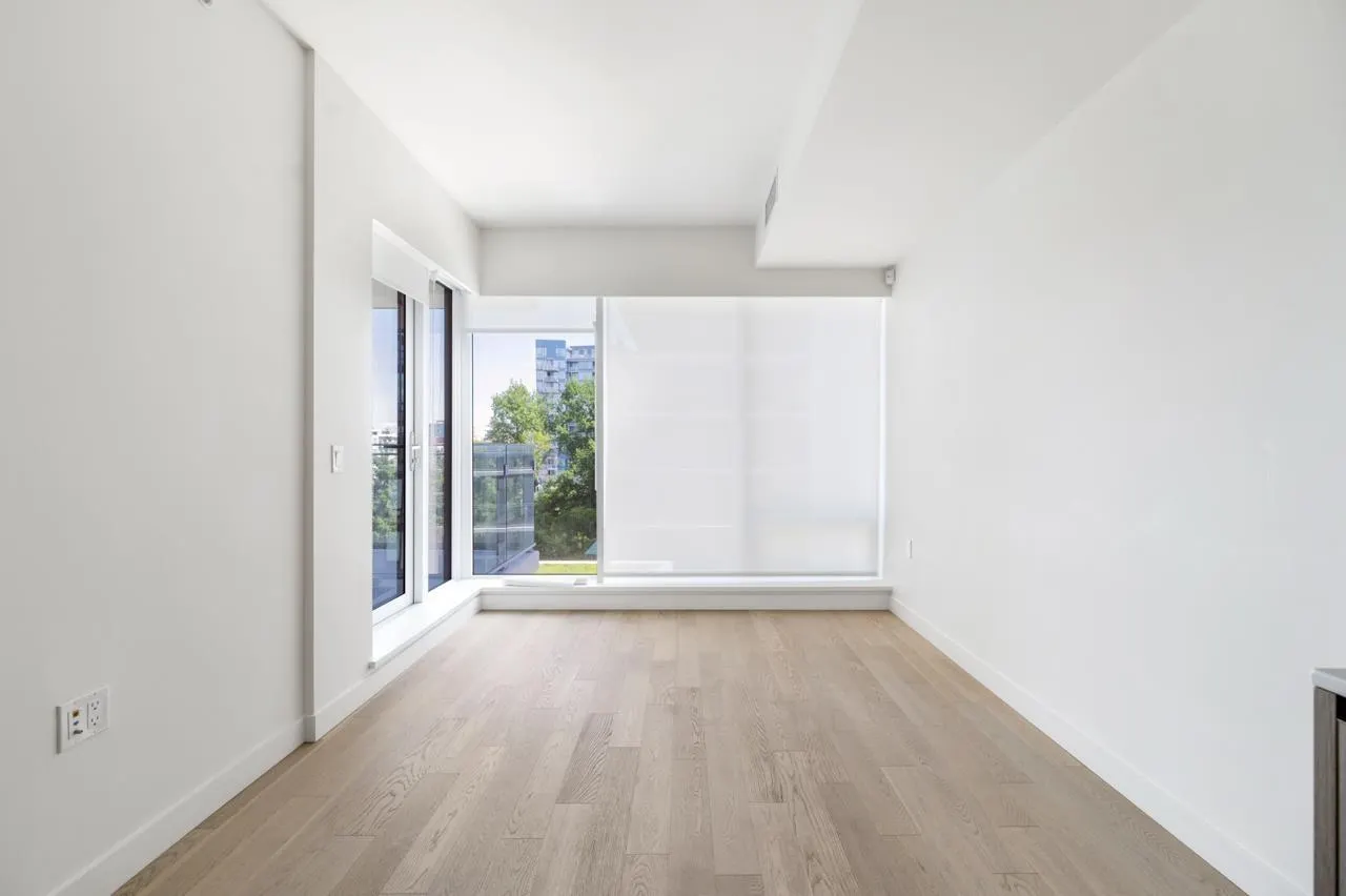 408 6833 Pearson Way