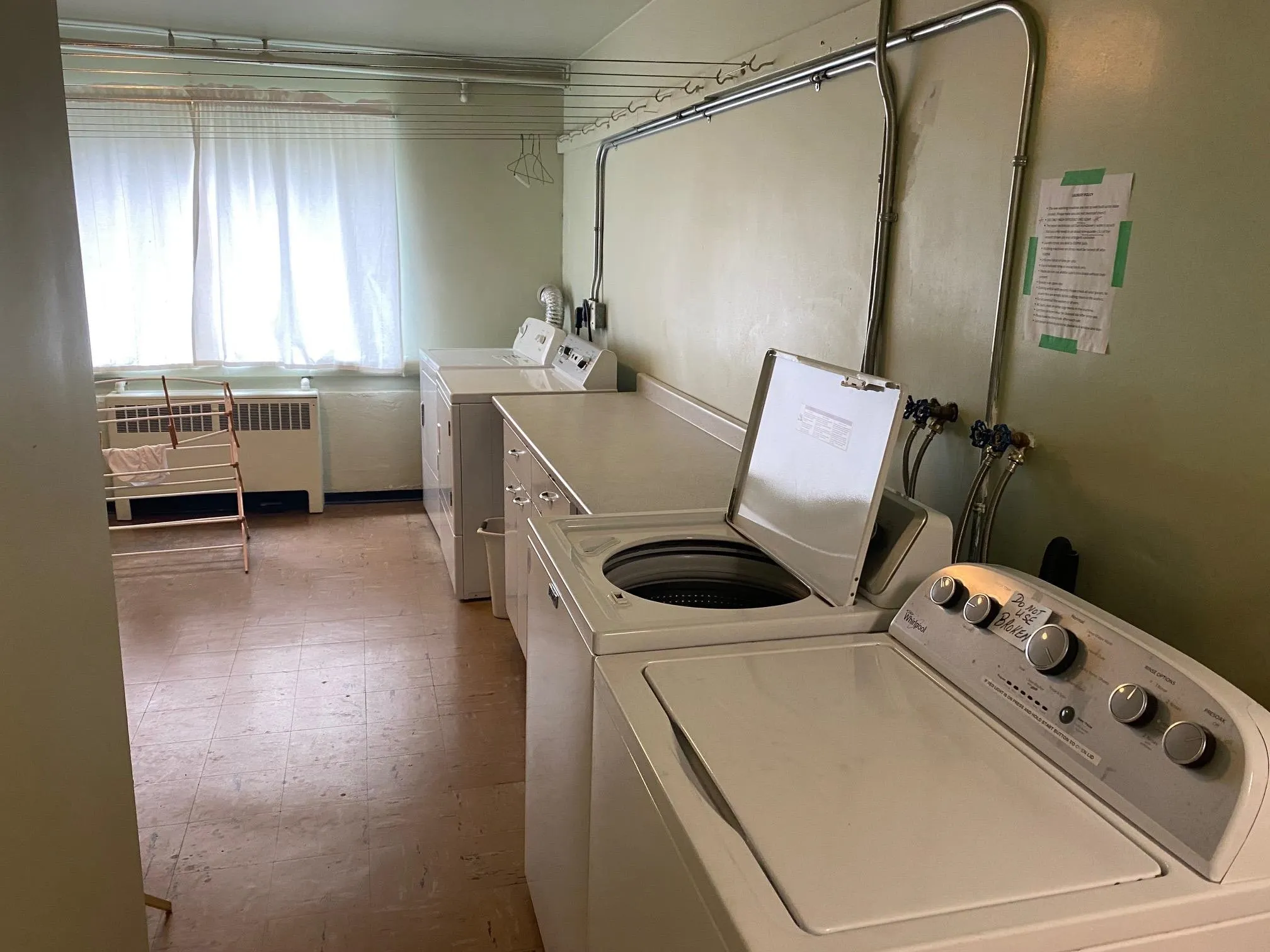 3 2146 W 43rd Avenue