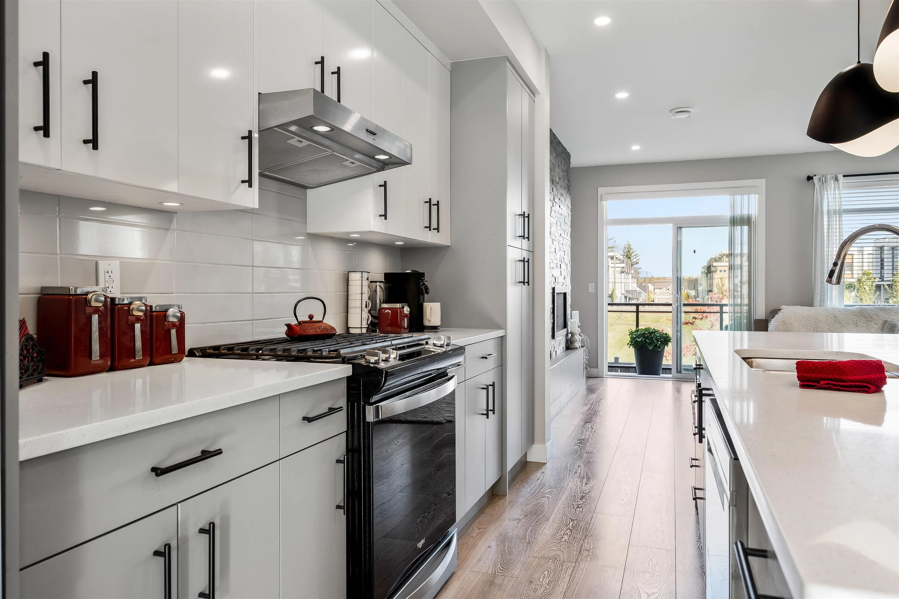 118 46150 Thomas Road