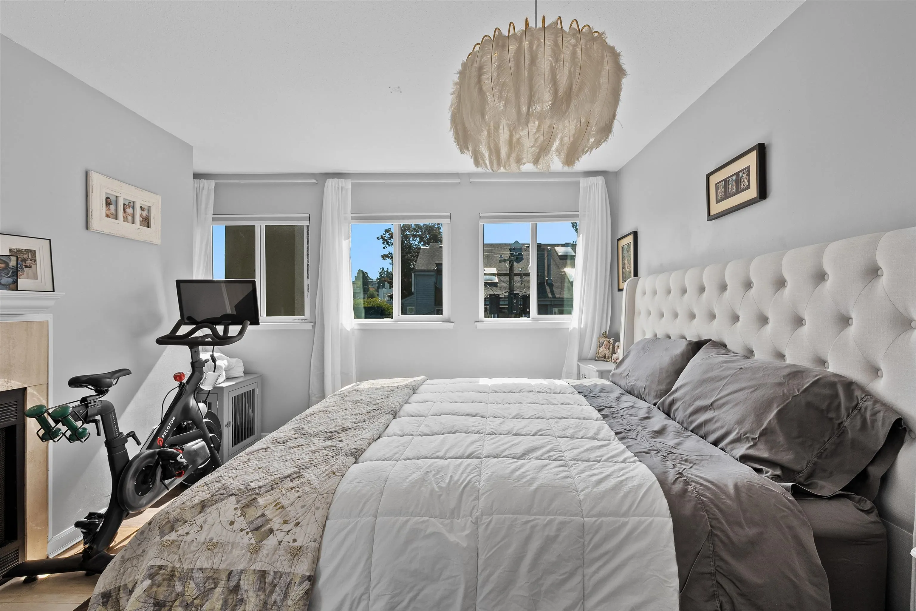 305 2110 Cornwall Avenue