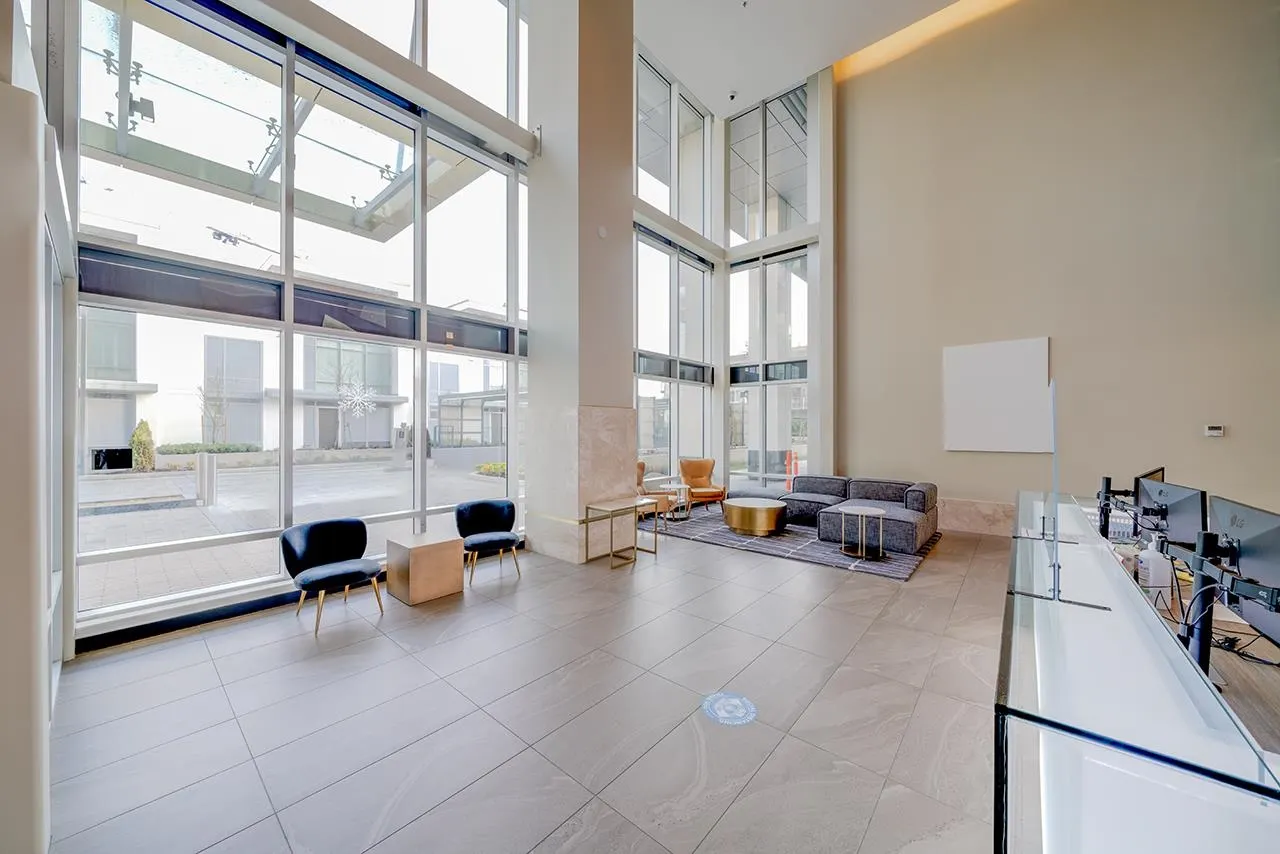 TH1 6288 Cassie Avenue