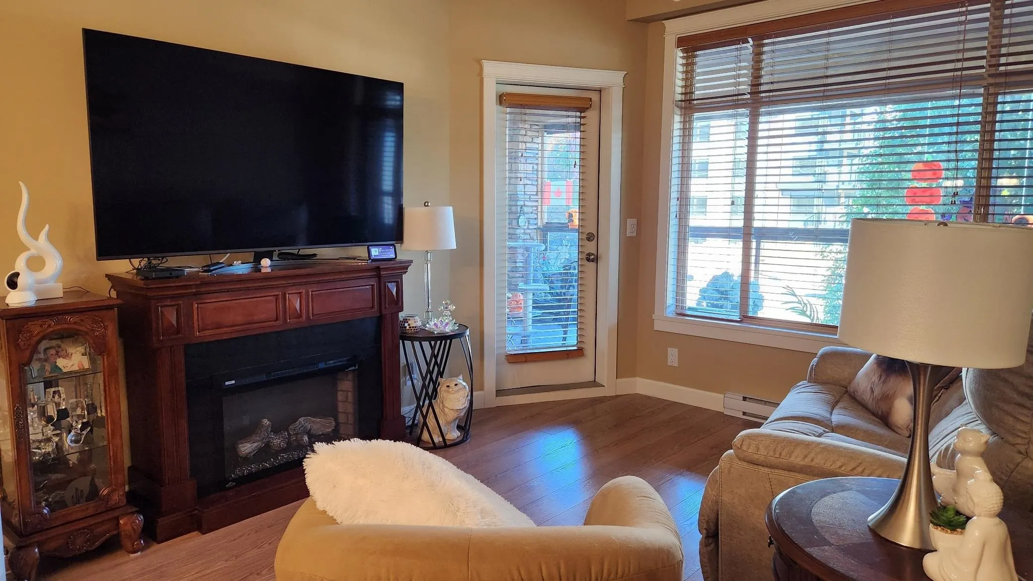 A206 8218 207a Street