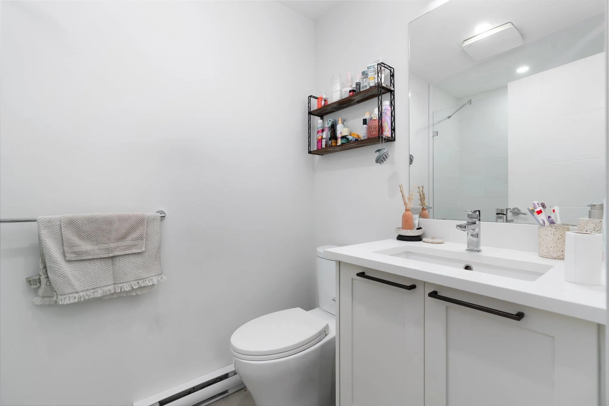 414 5415 Brydon Crescent