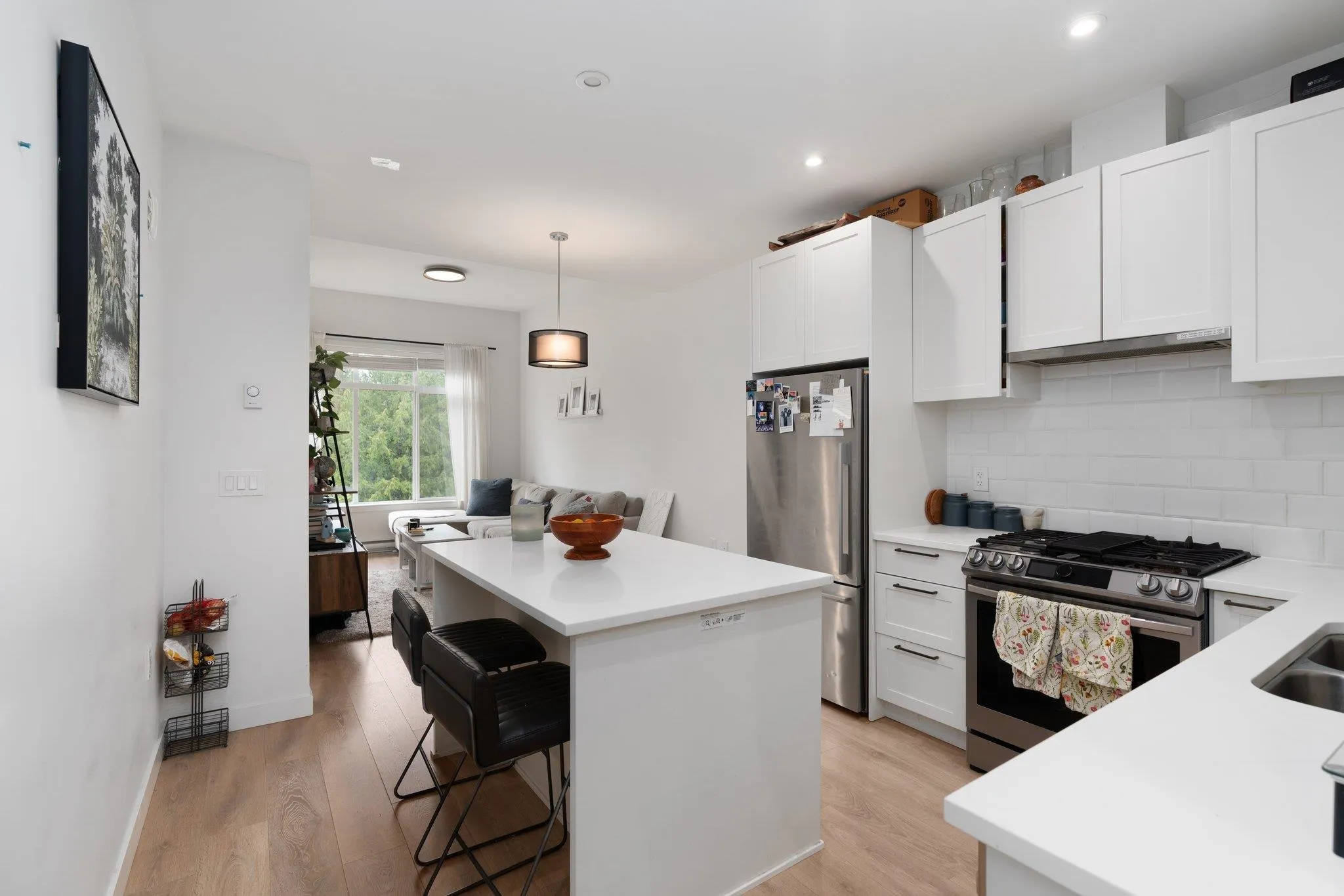 414 5415 Brydon Crescent