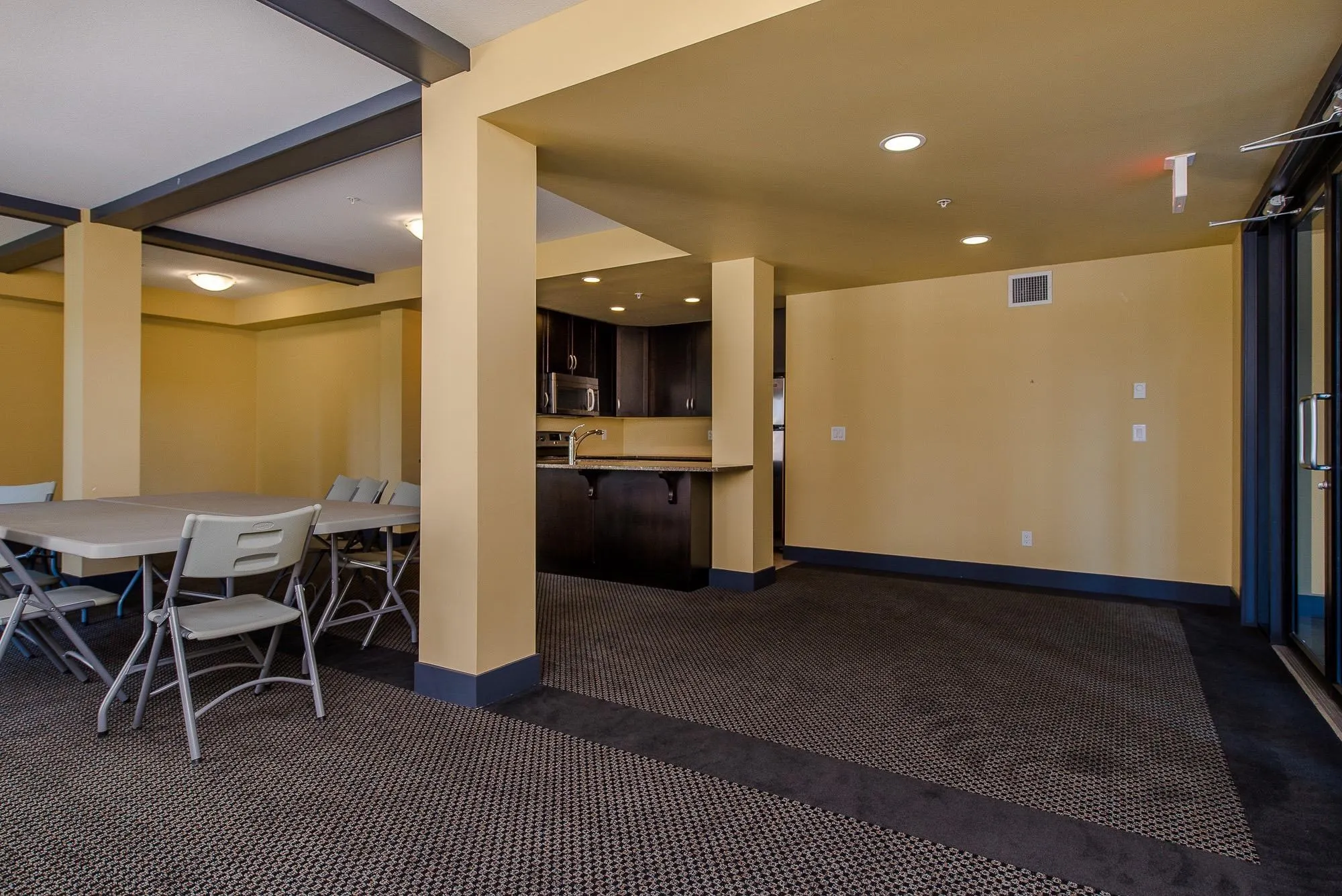 210 3192 Gladwin Road