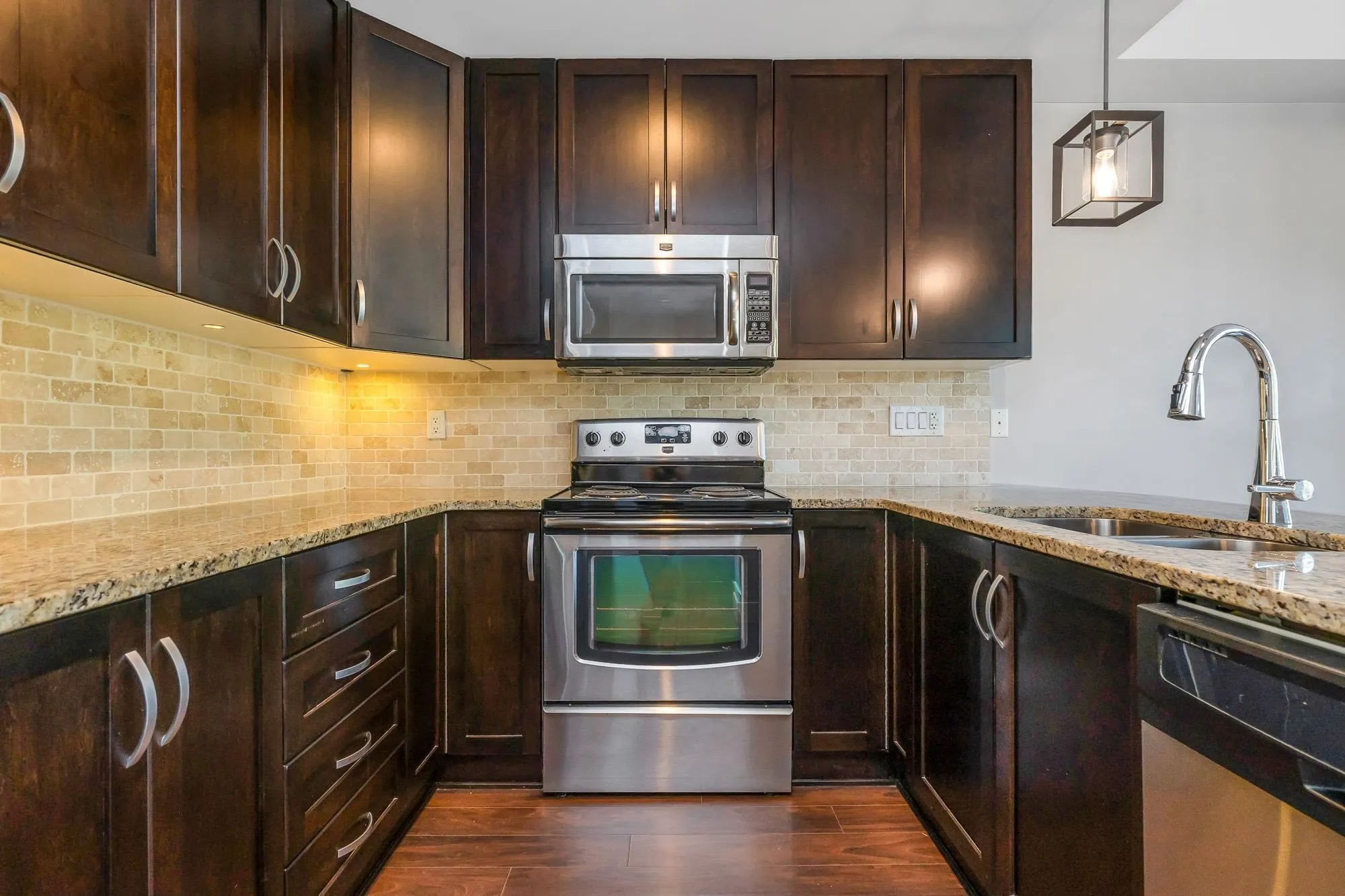 210 3192 Gladwin Road