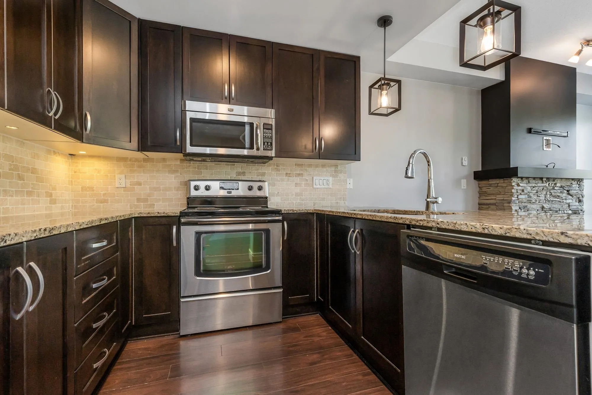 210 3192 Gladwin Road