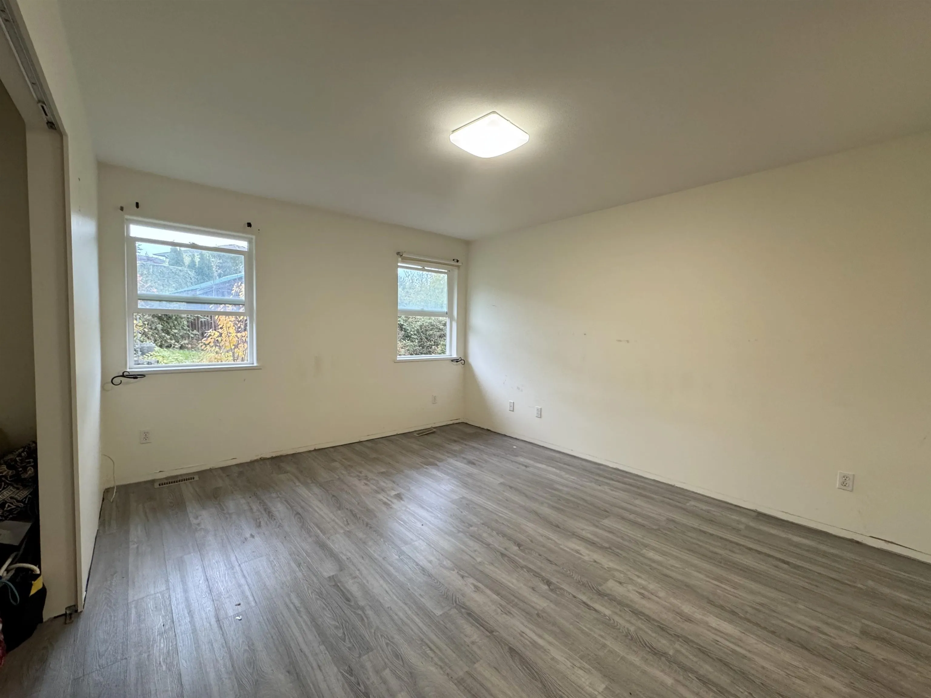 6242 Norwest Bay Road