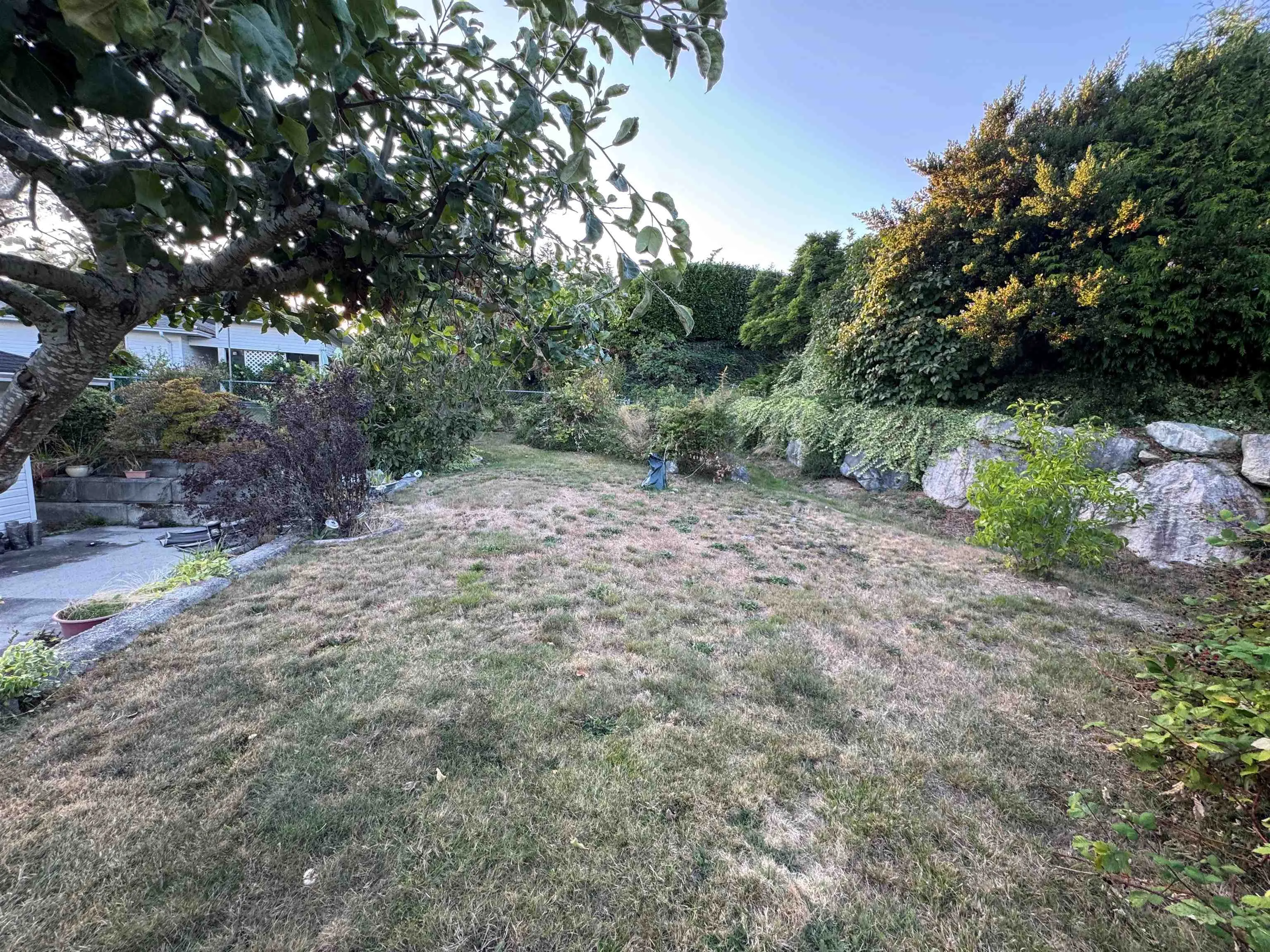 6242 Norwest Bay Road