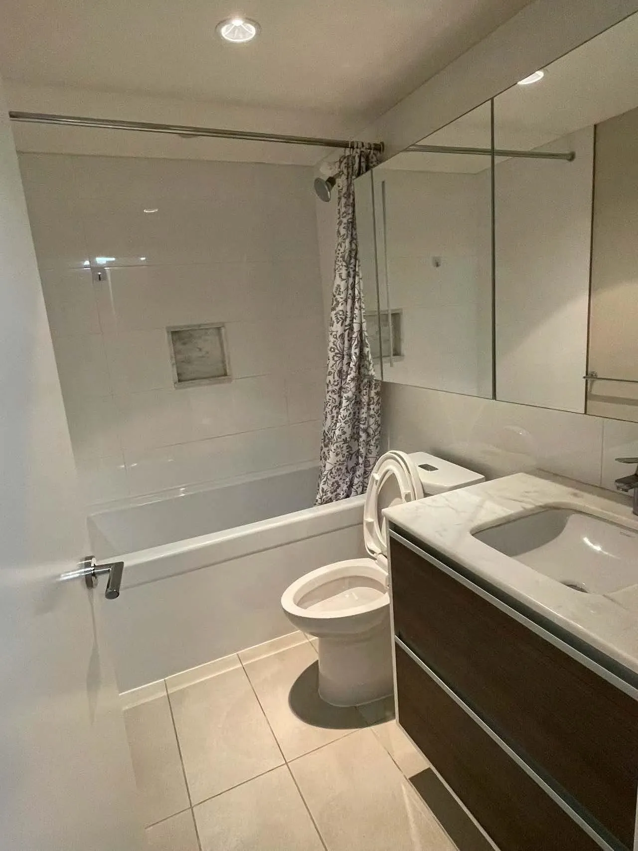 2902 13398 104 Avenue