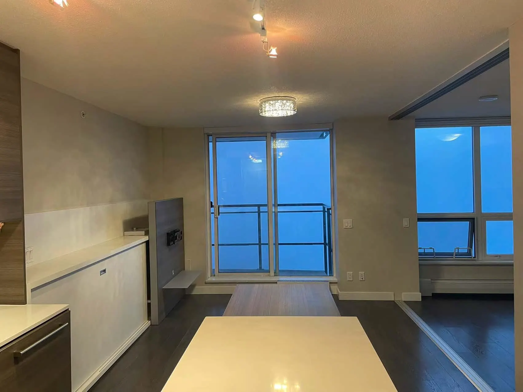 2902 13398 104 Avenue