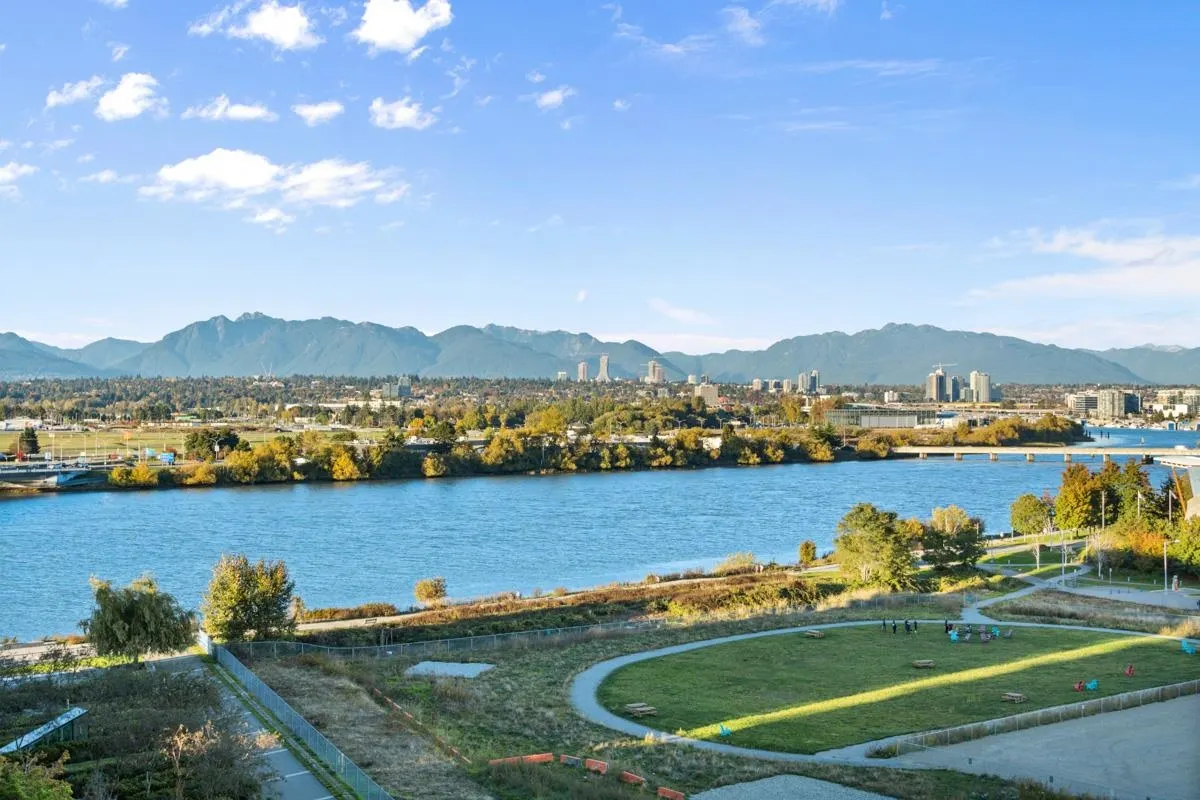 902 5199 Brighouse Way