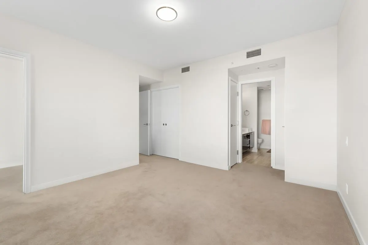 902 5199 Brighouse Way