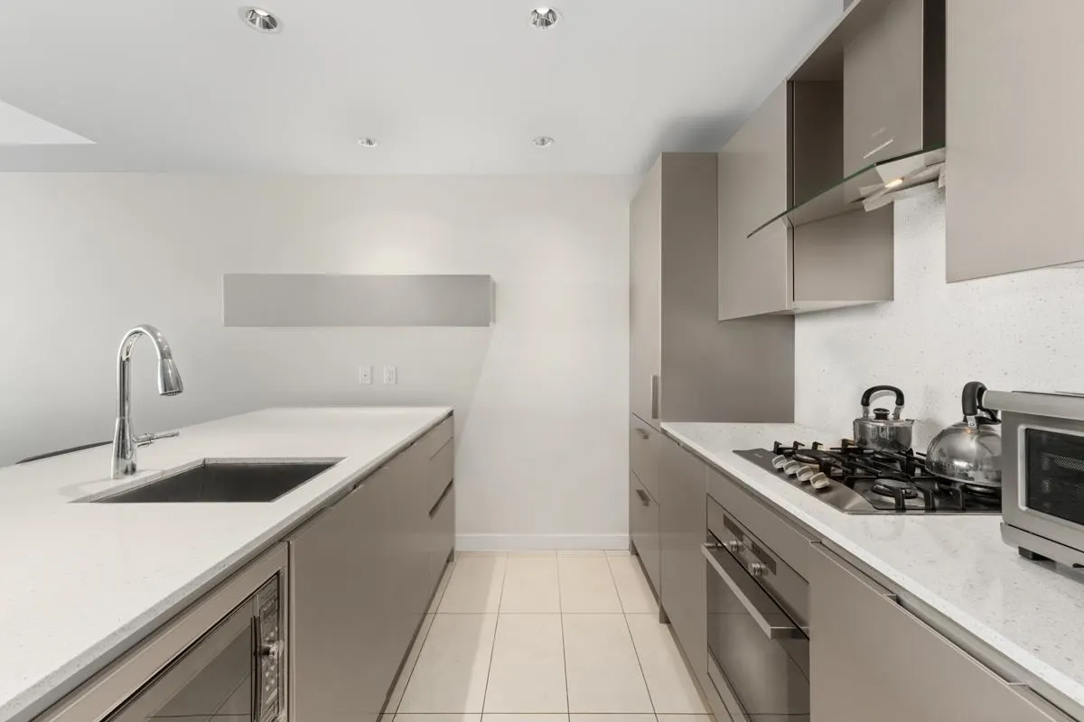 902 5199 Brighouse Way