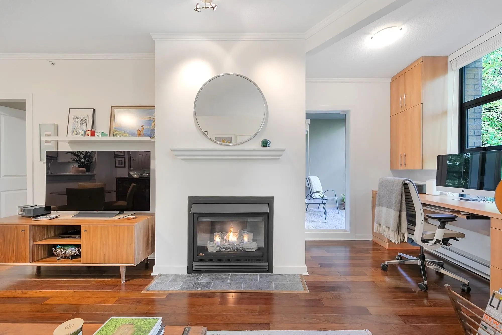 201 2263 Redbud Lane