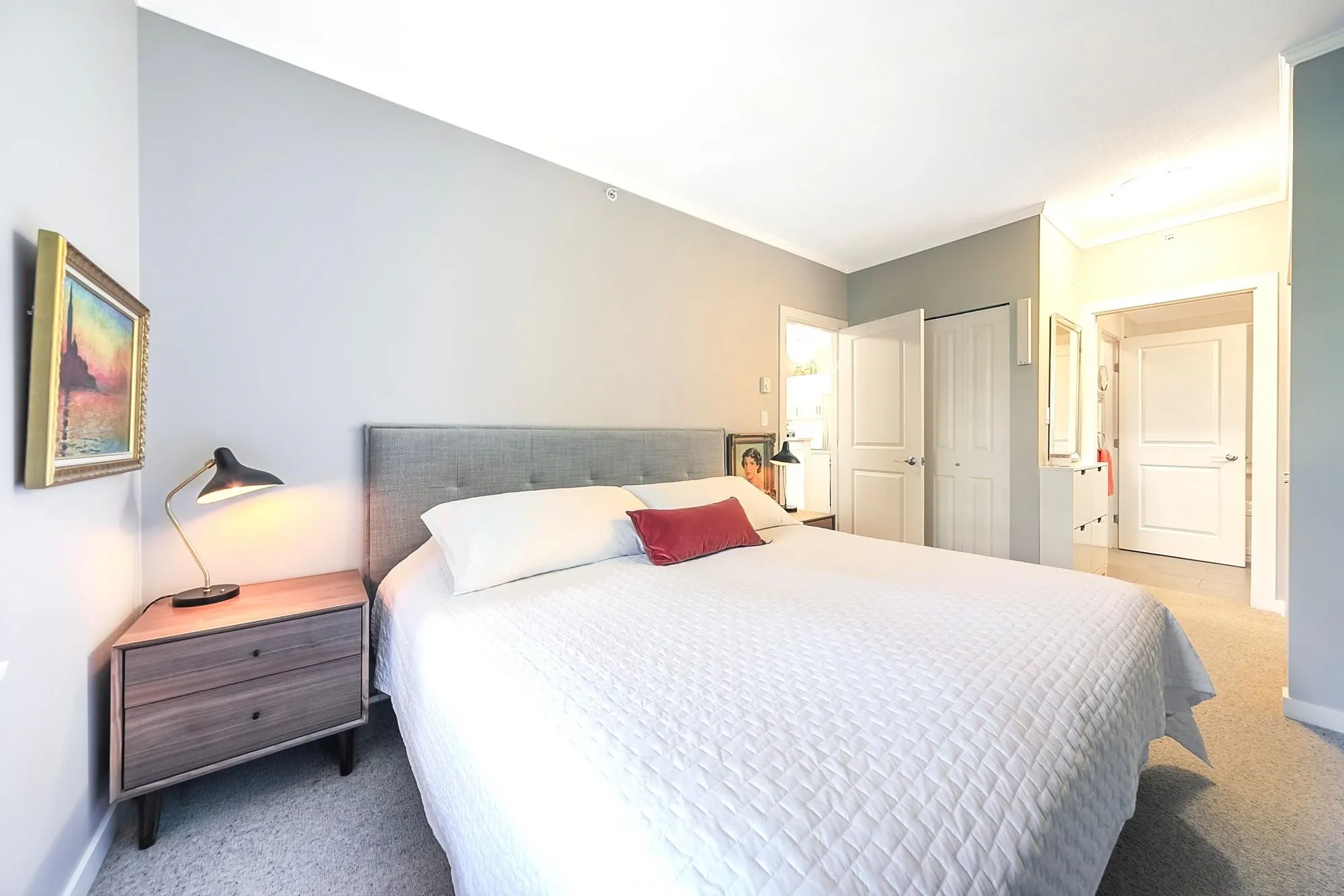 201 2263 Redbud Lane