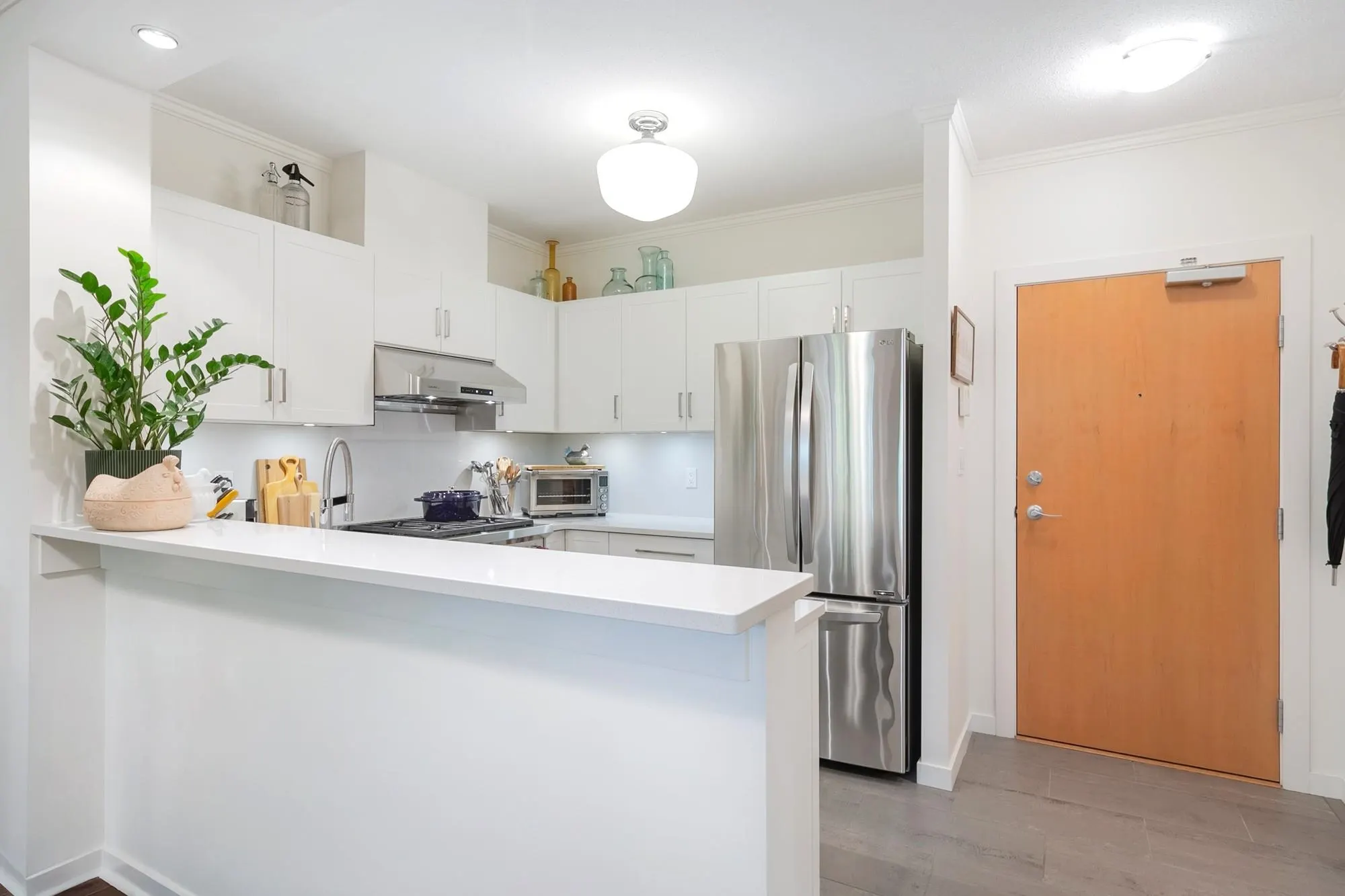 201 2263 Redbud Lane