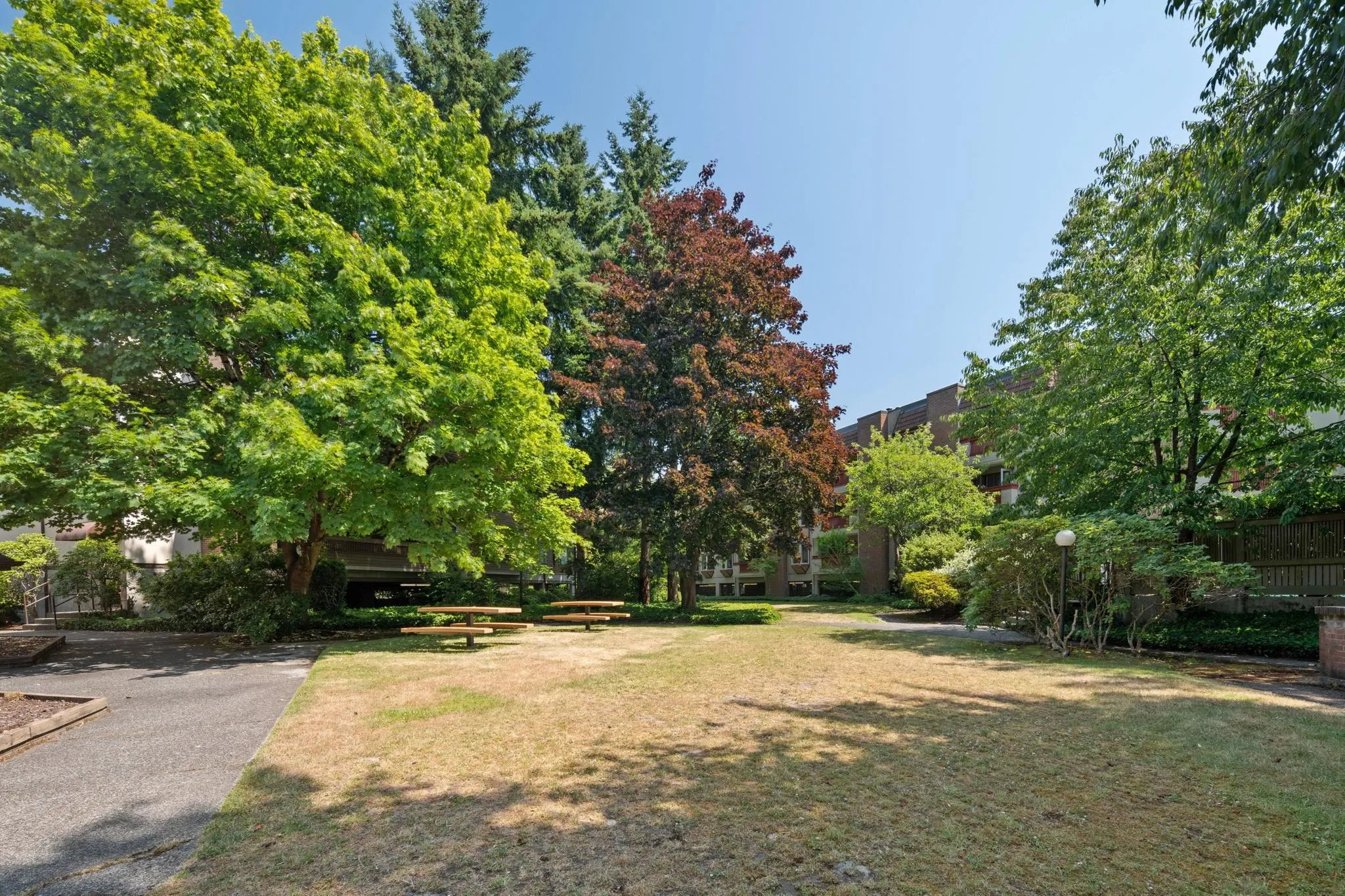 249 7471 Minoru Boulevard