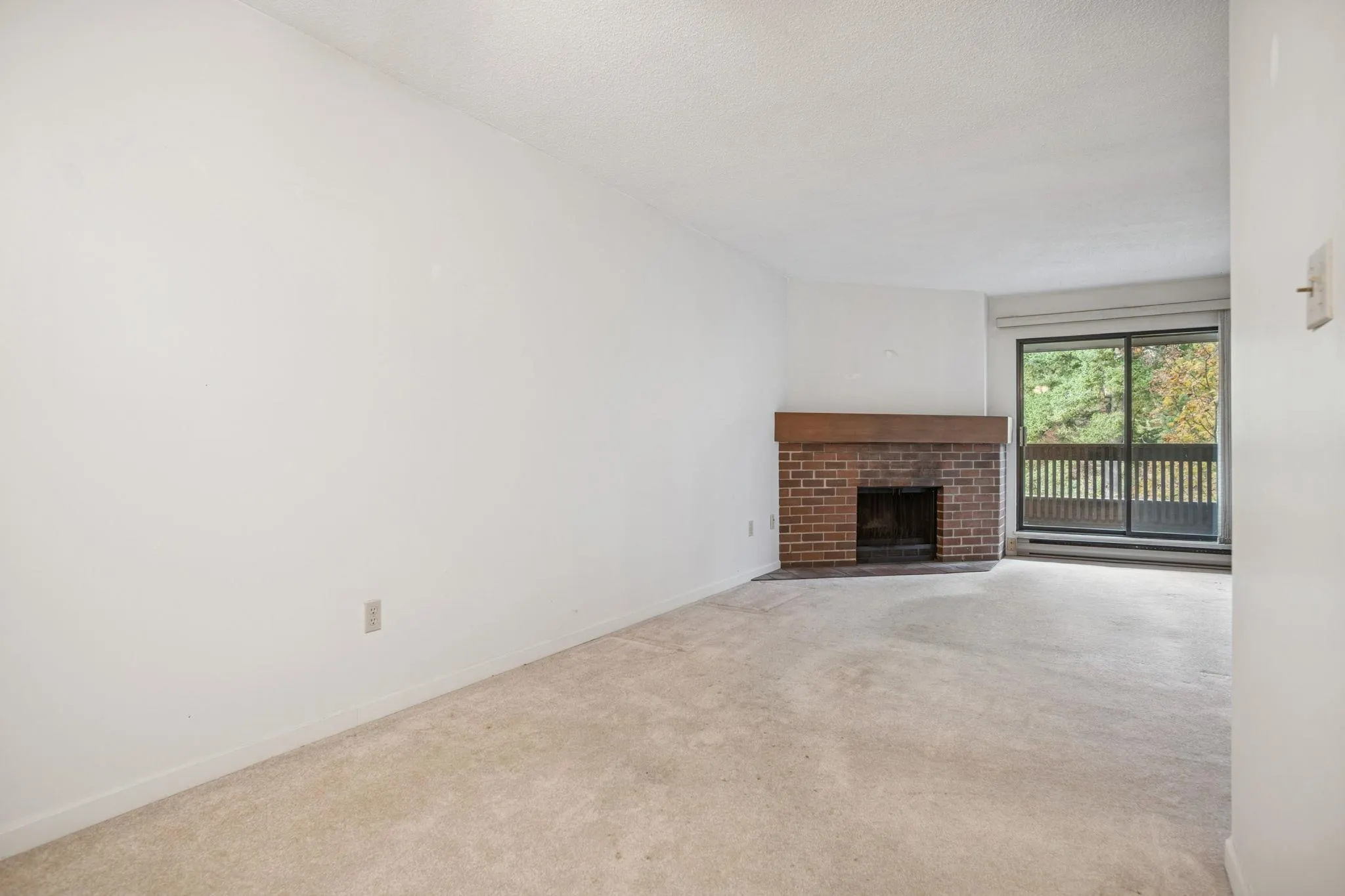 249 7471 Minoru Boulevard