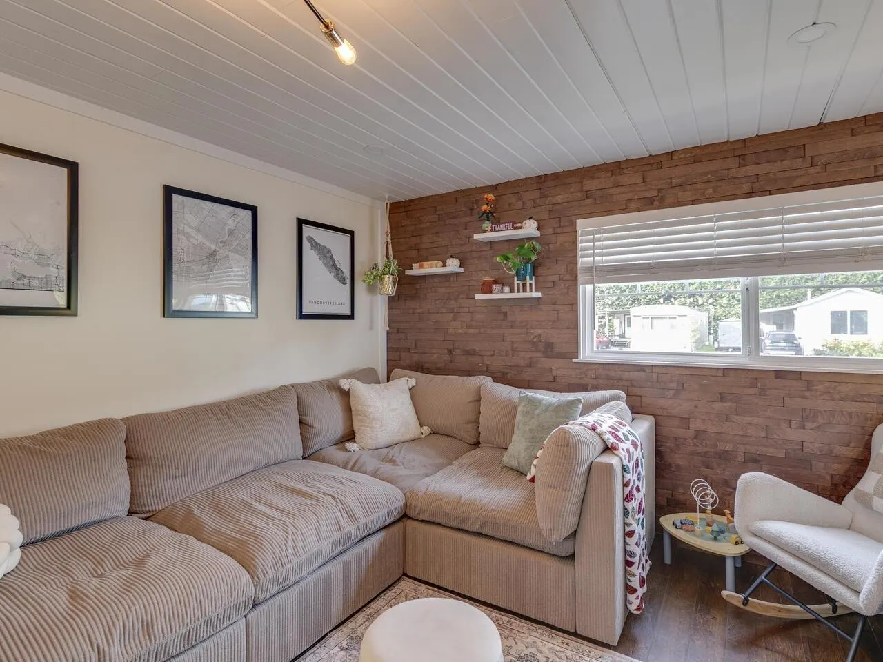 4 39768 Government Road