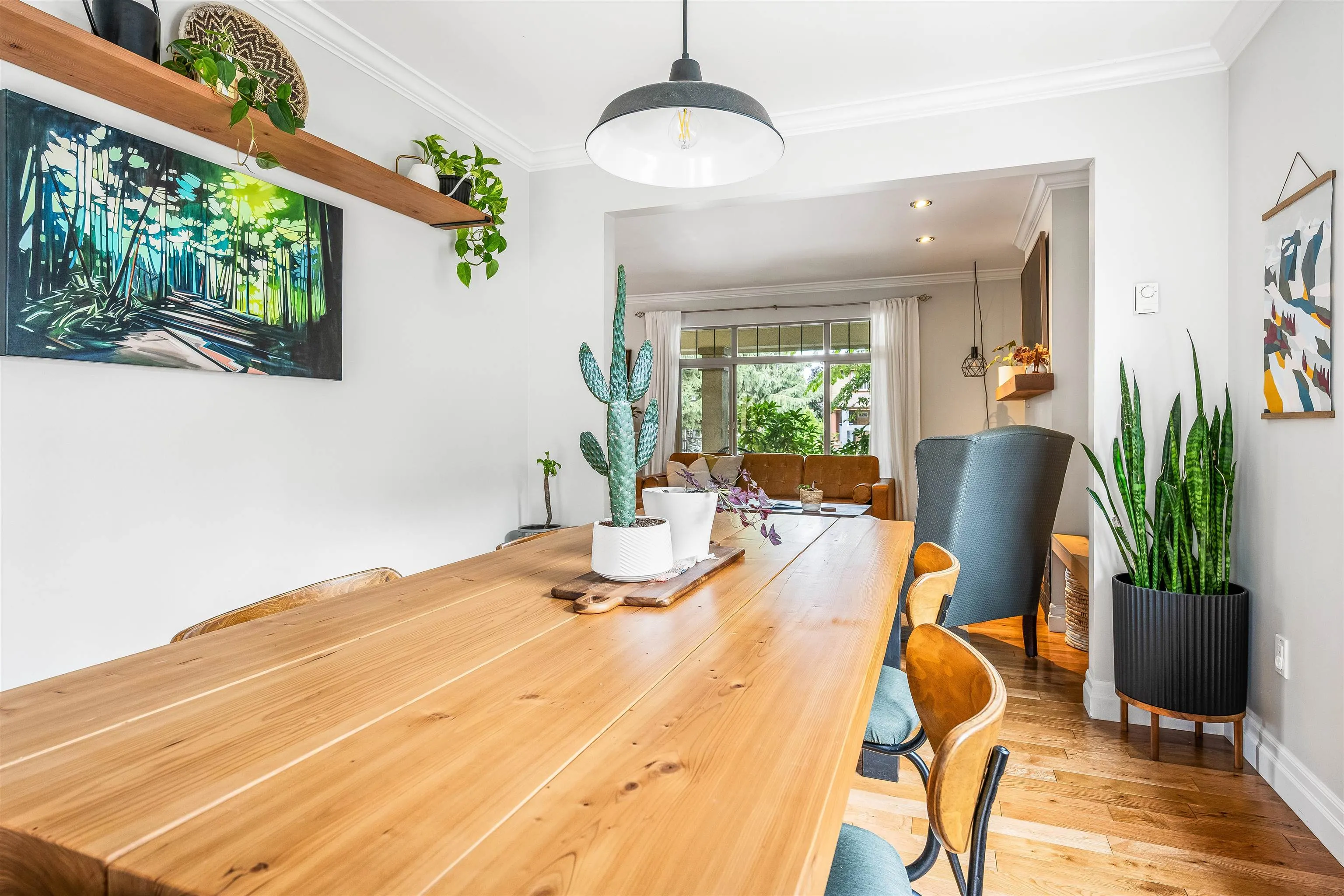 5909 Cowichan Street