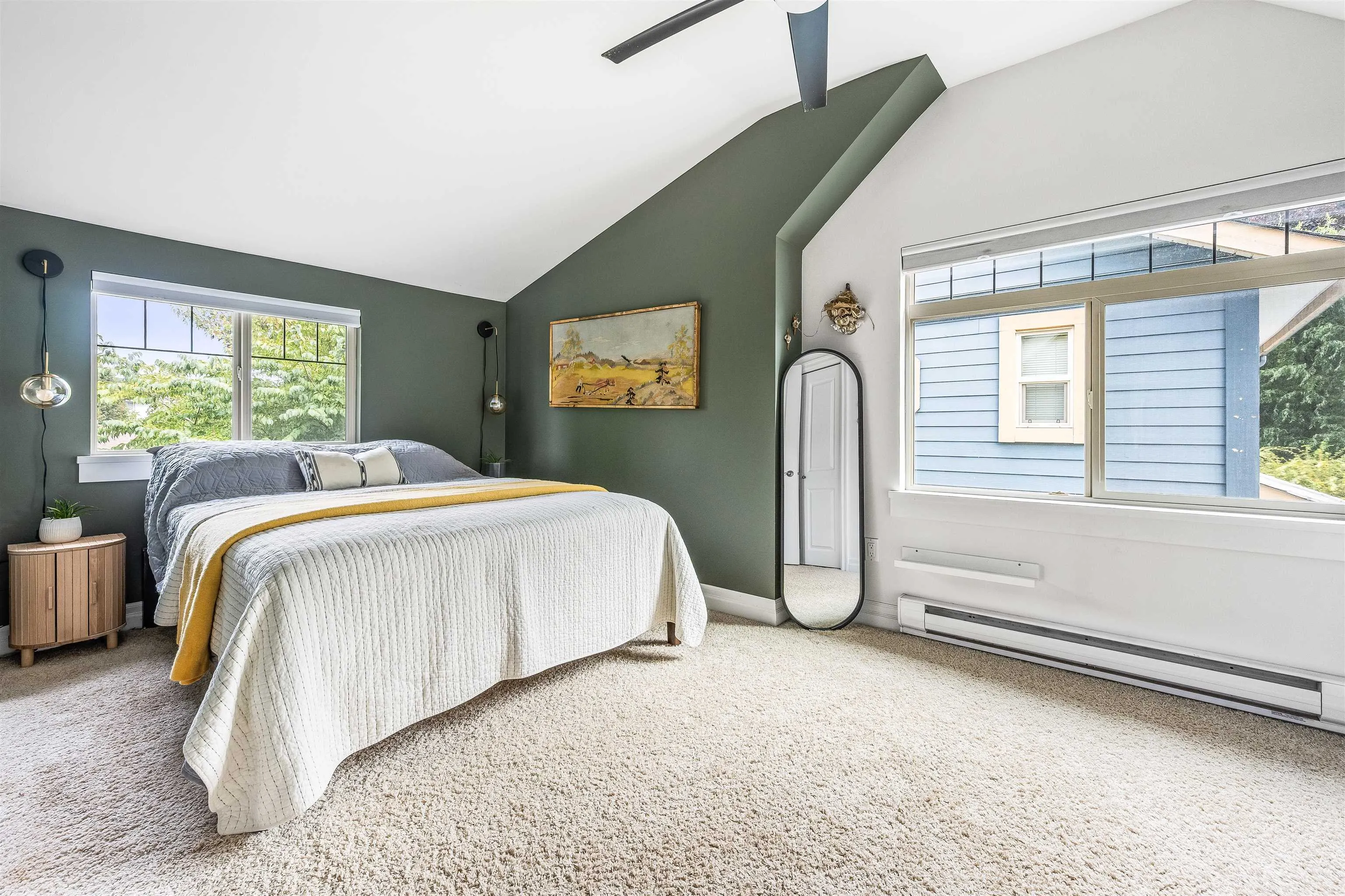 5909 Cowichan Street