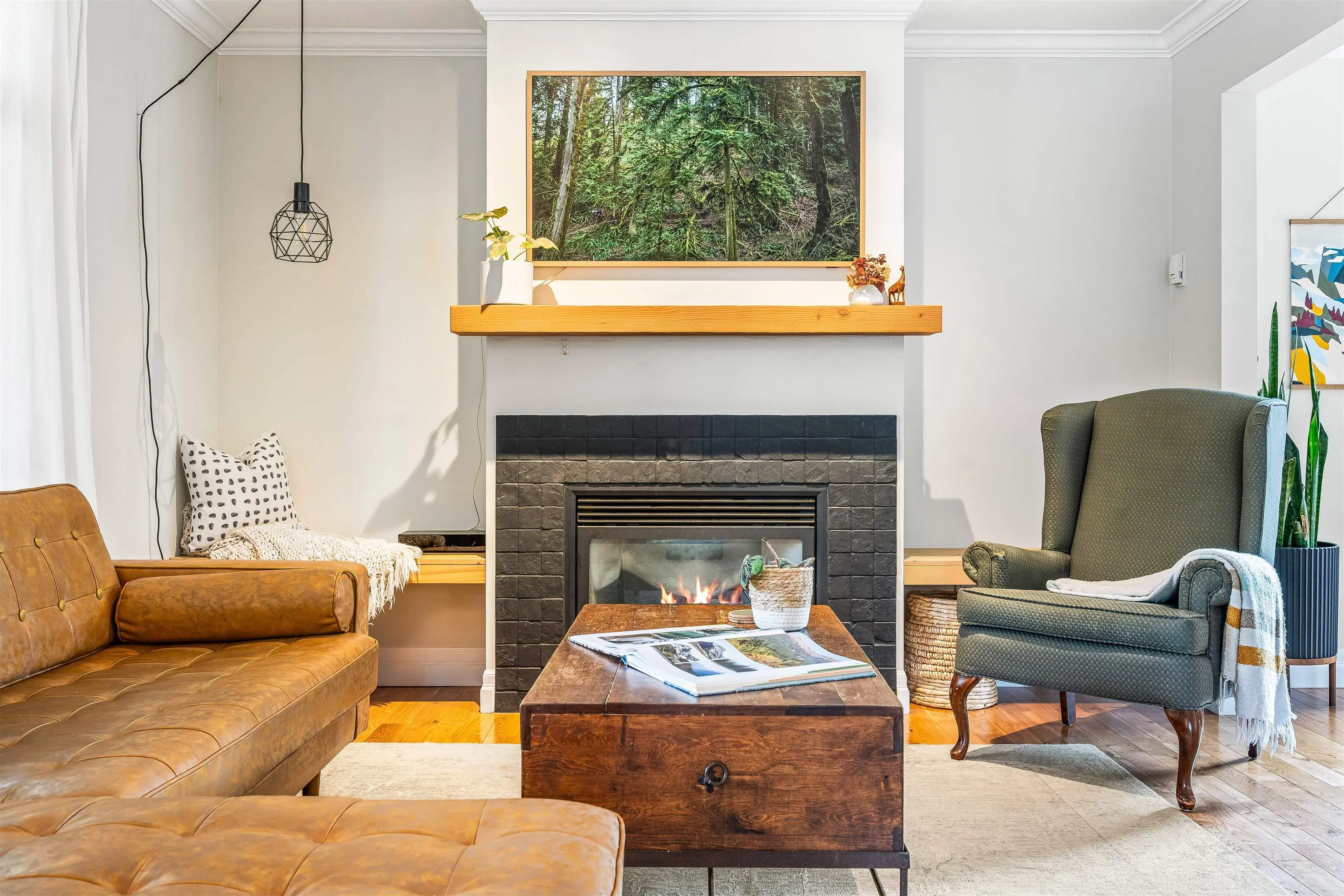 5909 Cowichan Street