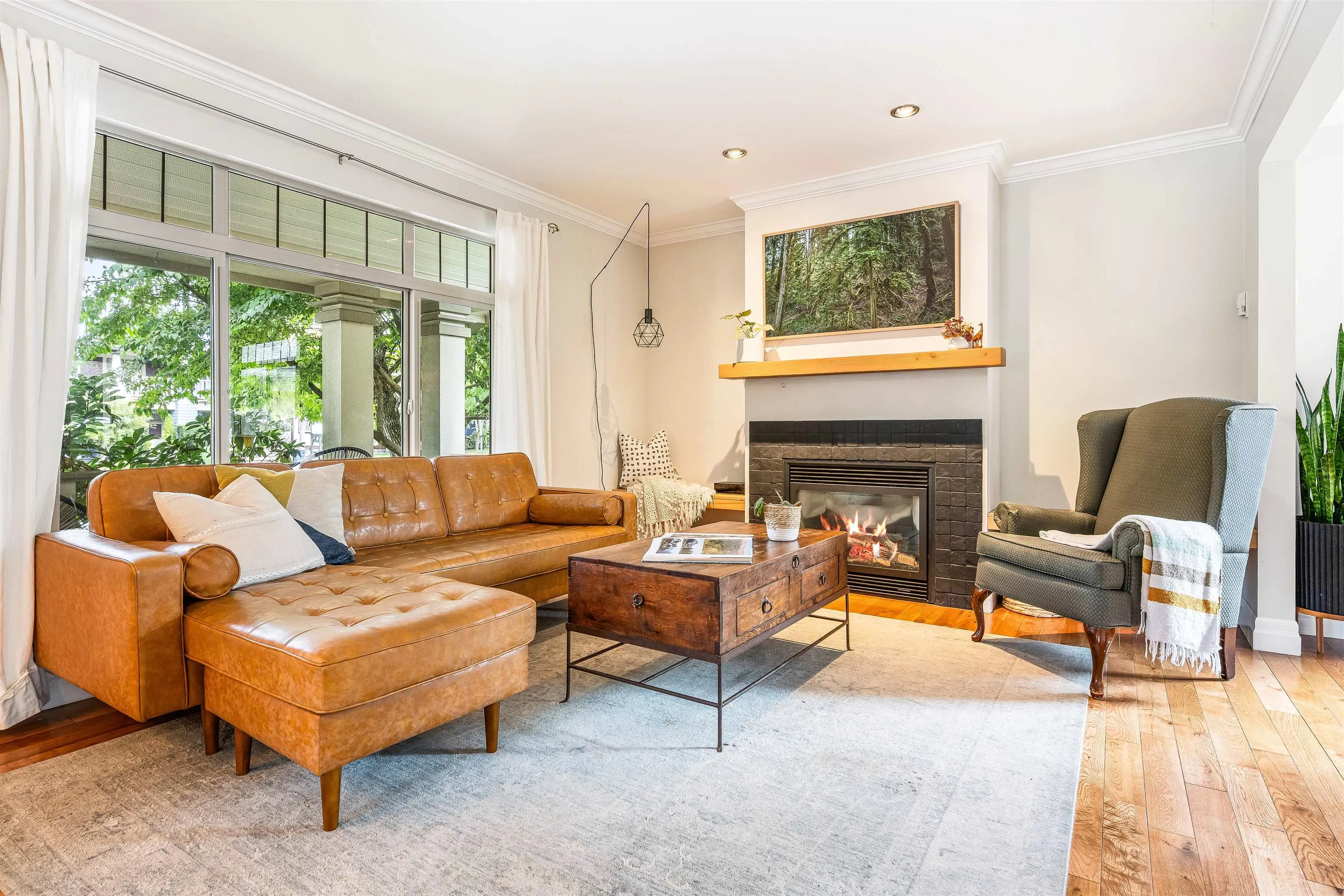 5909 Cowichan Street