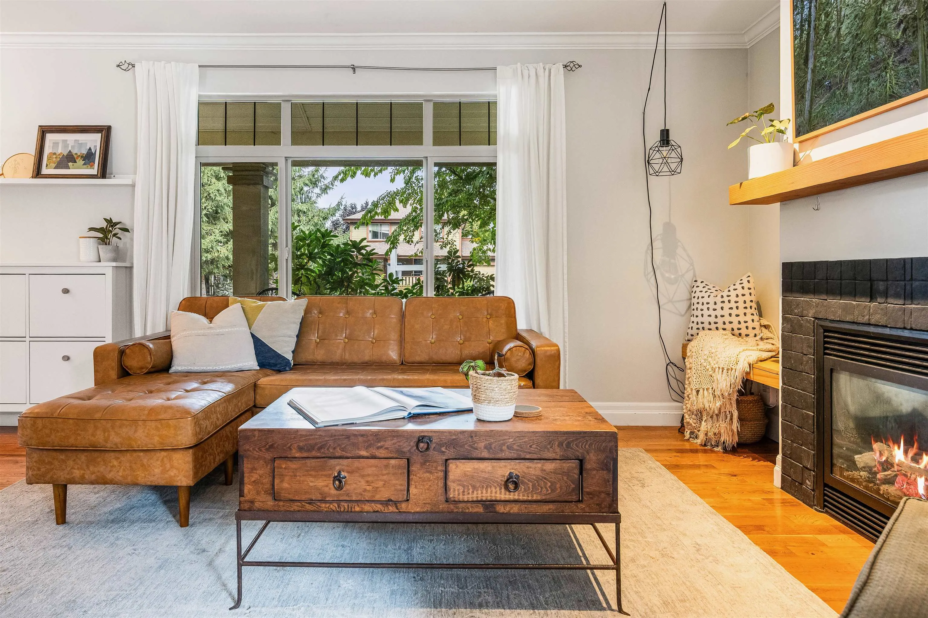 5909 Cowichan Street