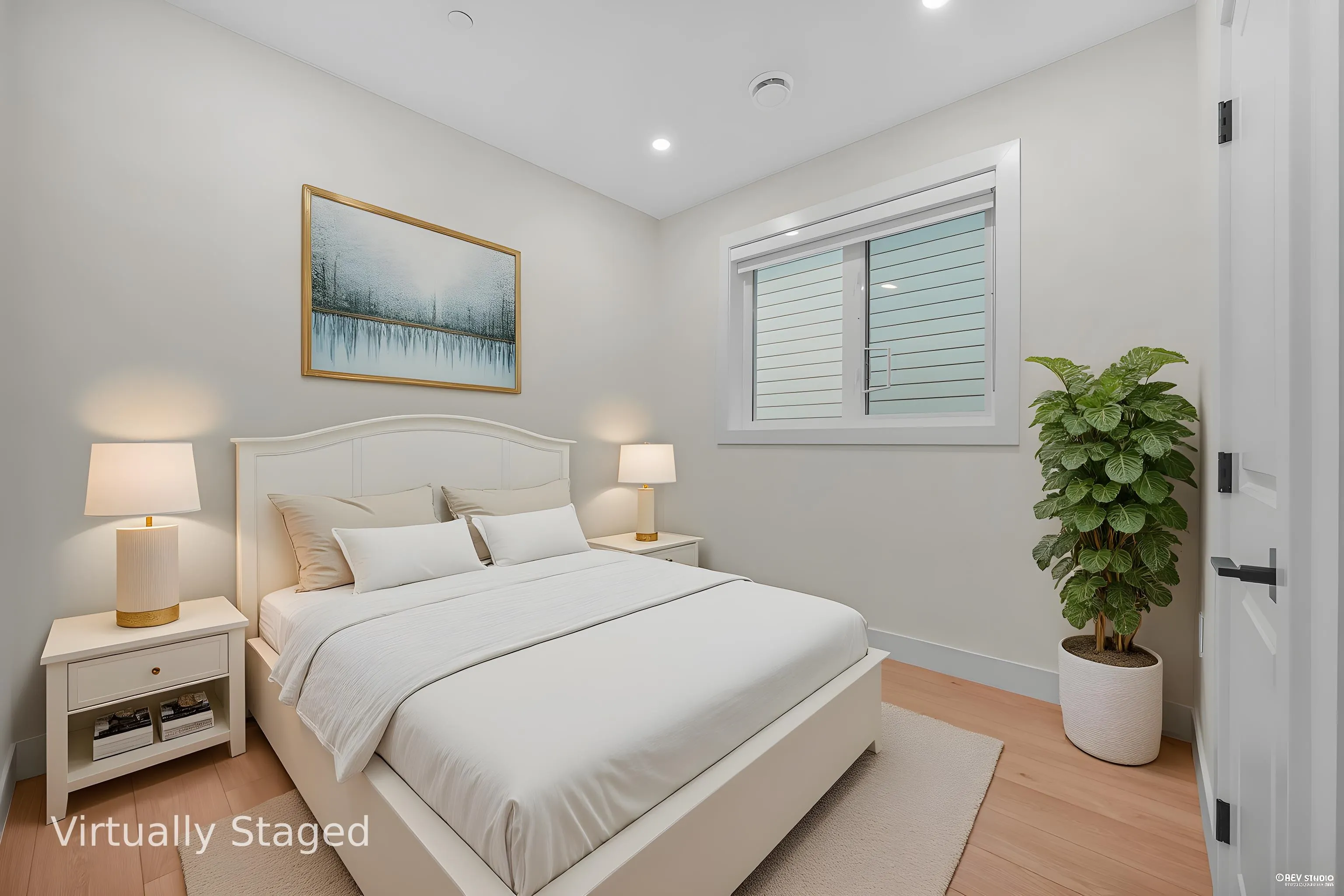 1 3090 Vanness Avenue