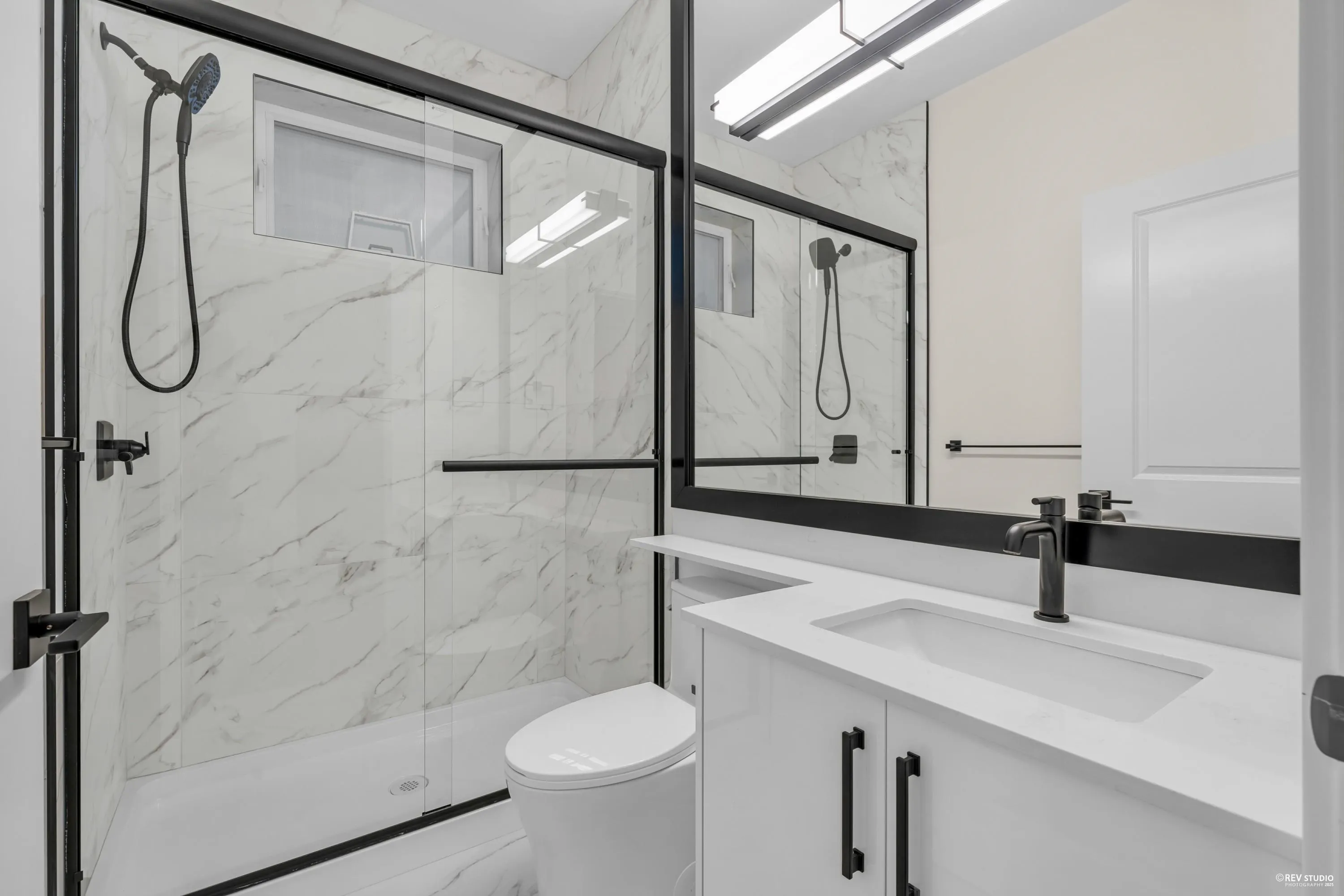 1 3090 Vanness Avenue