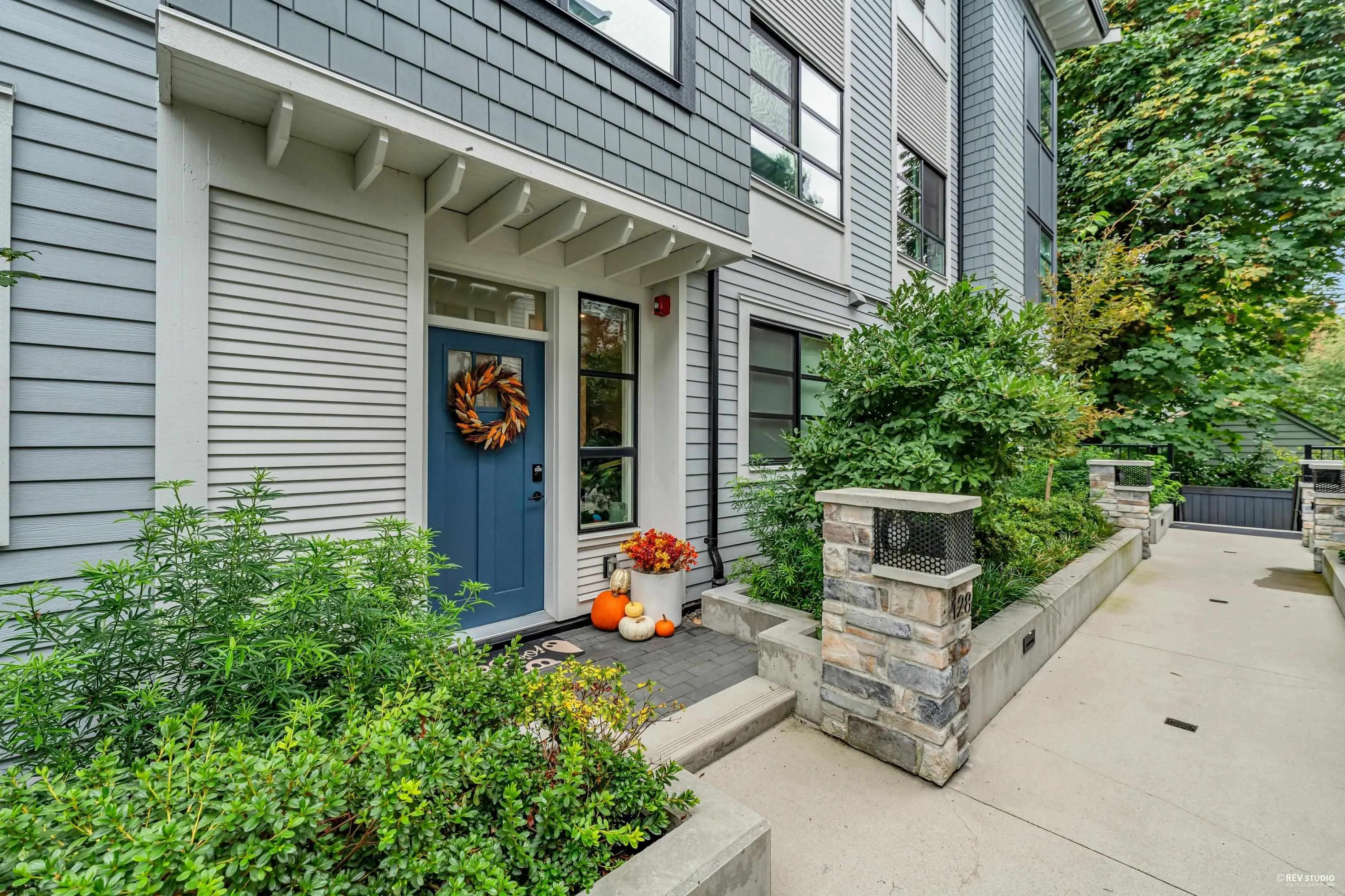 128 2045 Heritage Park Lane