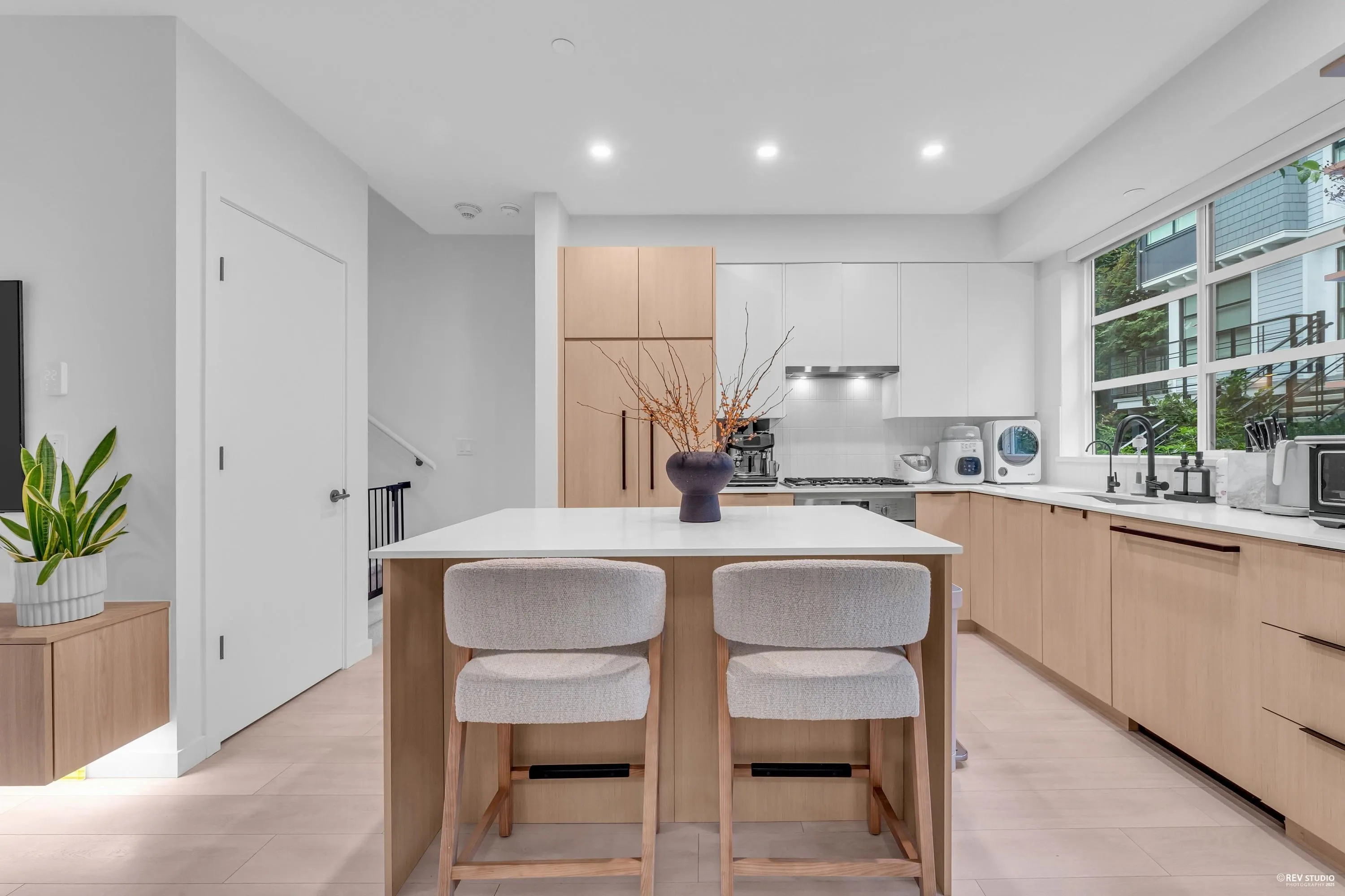 128 2045 Heritage Park Lane