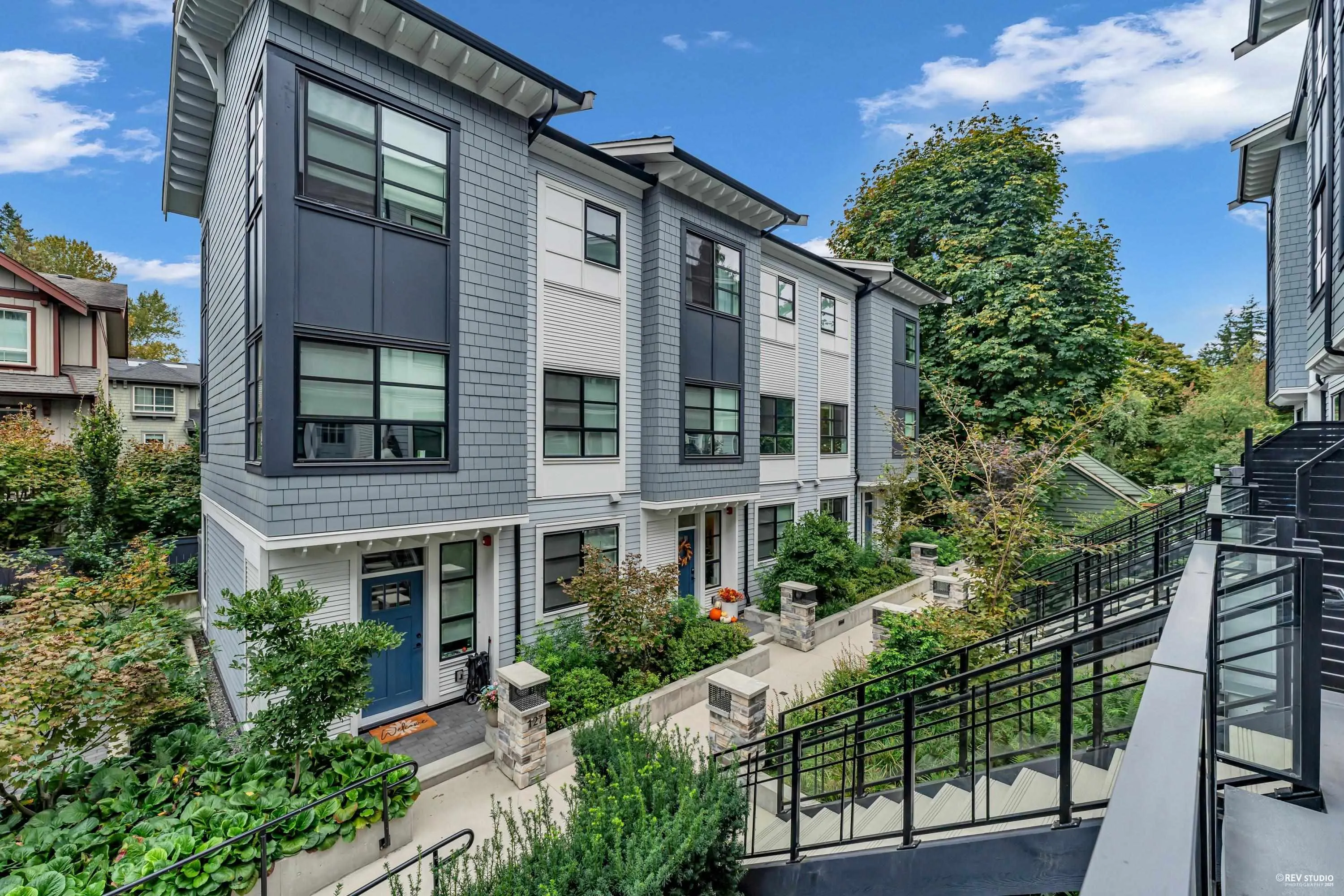 128 2045 Heritage Park Lane