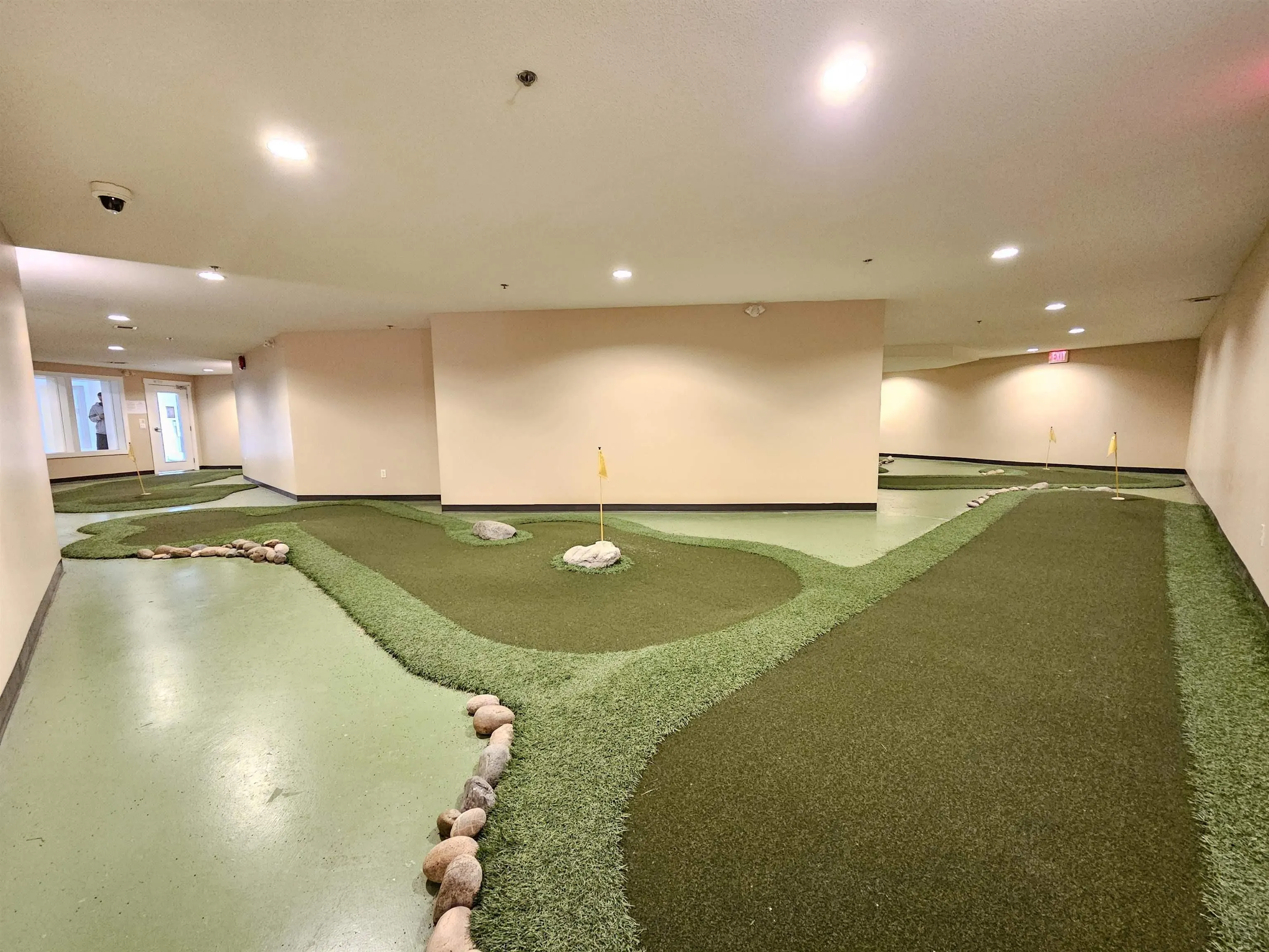 167 9133 Government Street