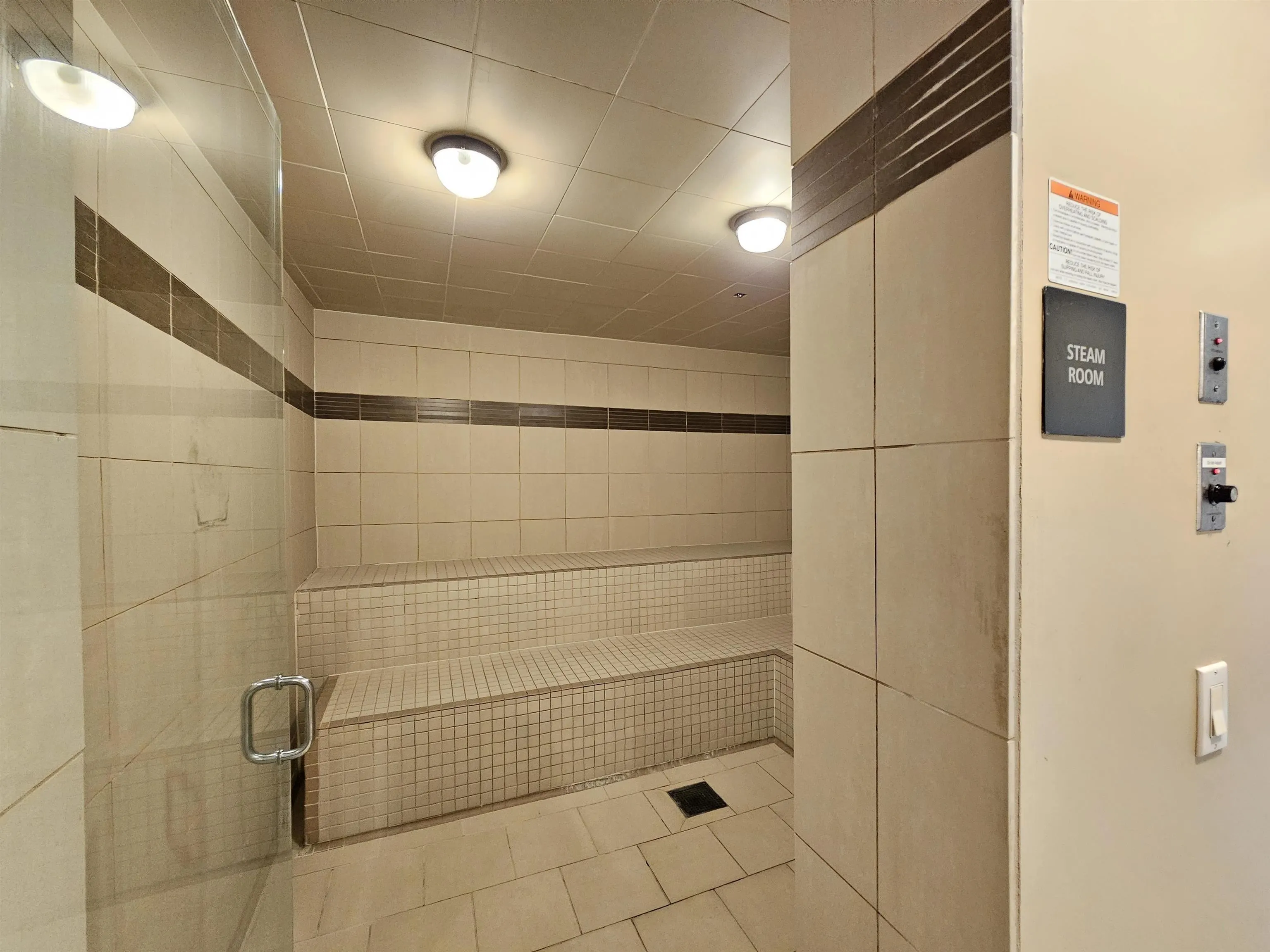 167 9133 Government Street