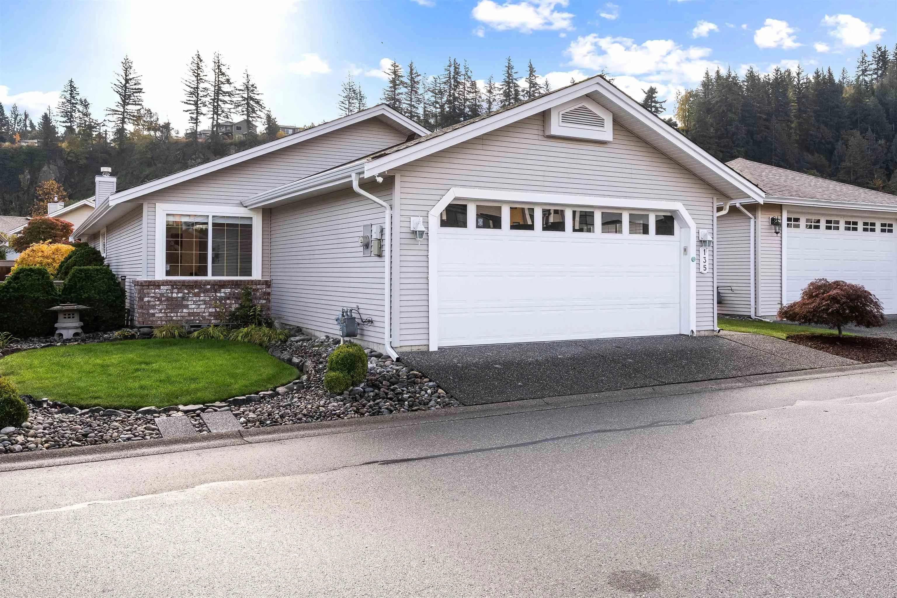135 6001 Promontory Road