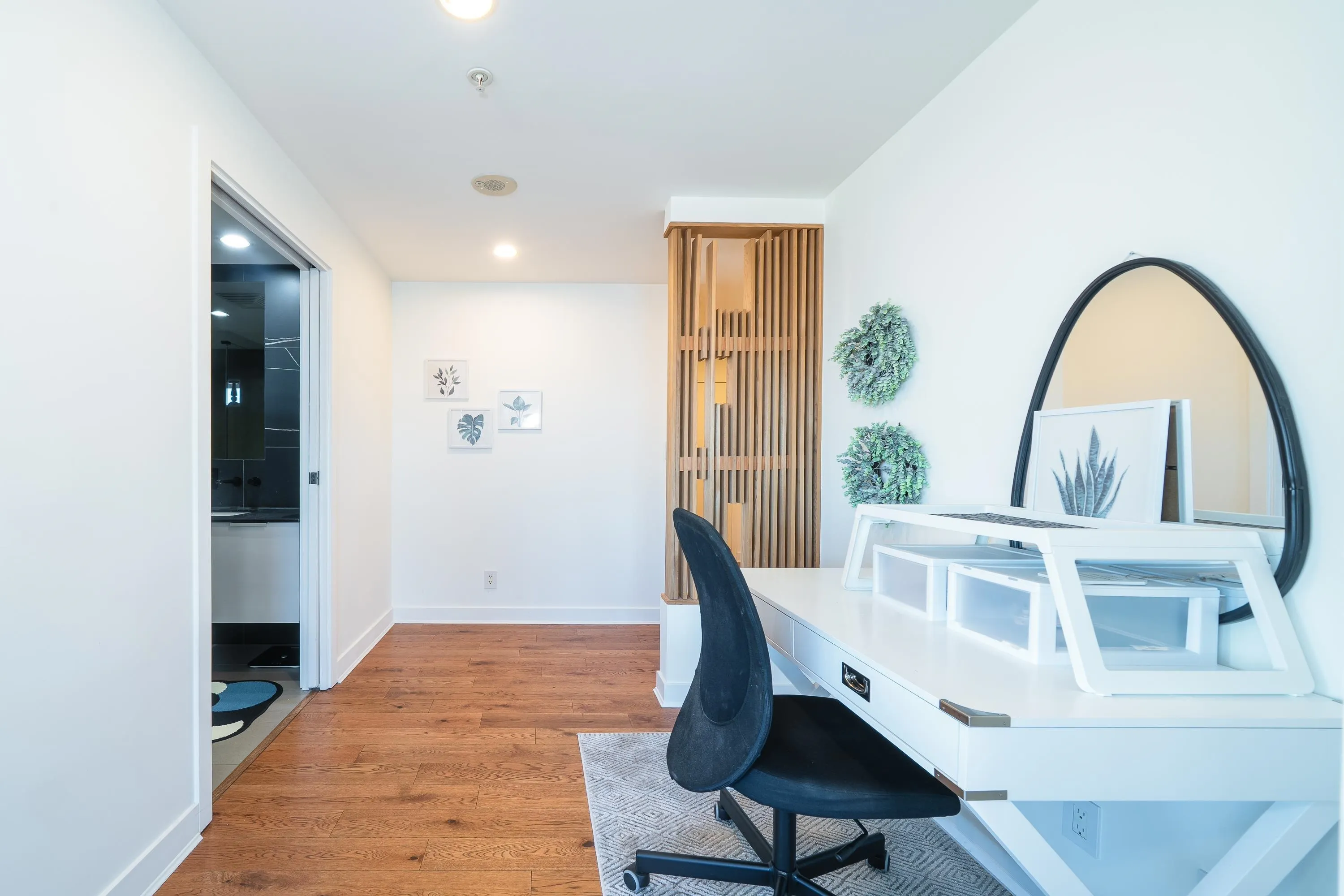 2401 108 W Cordova Street
