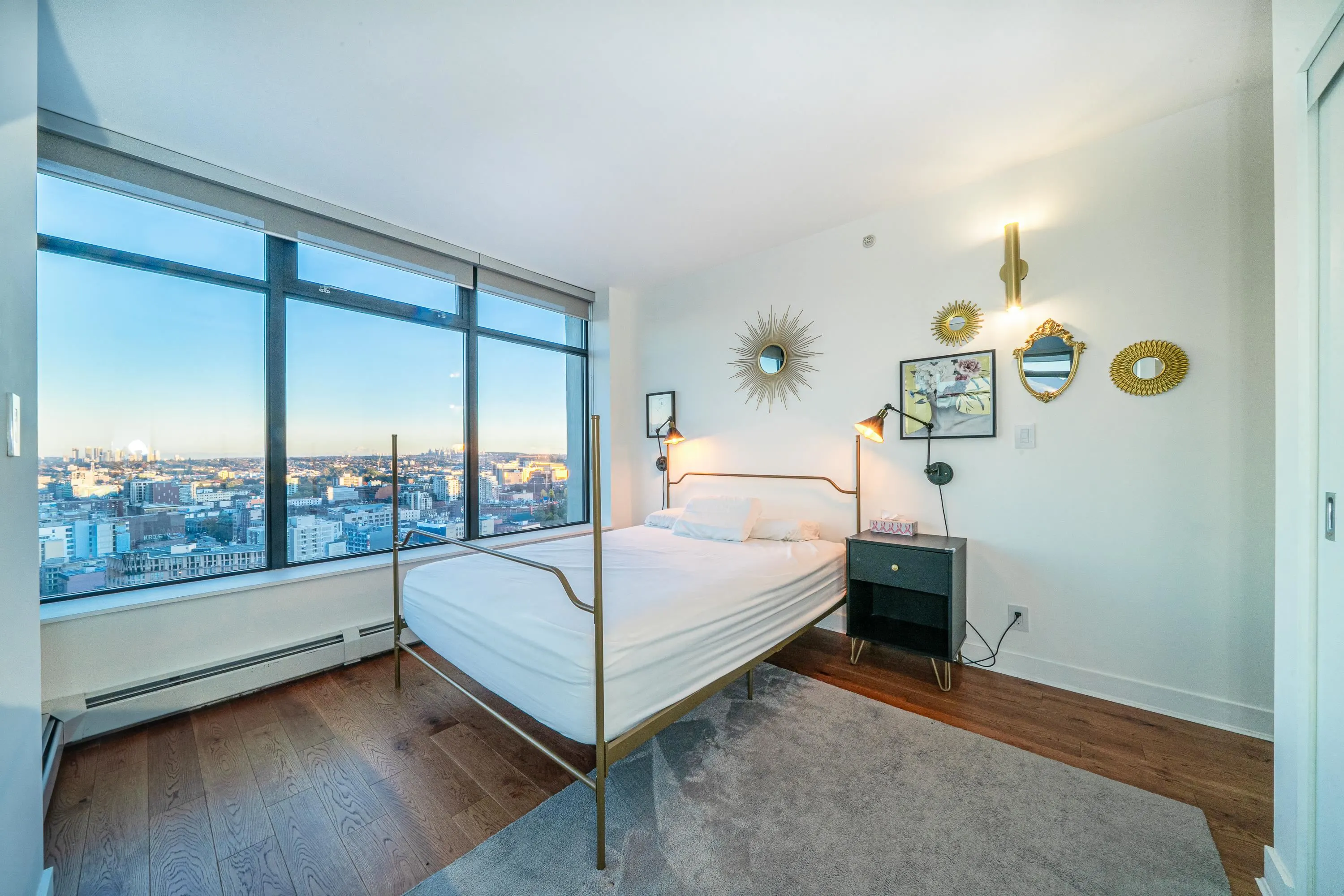 2401 108 W Cordova Street