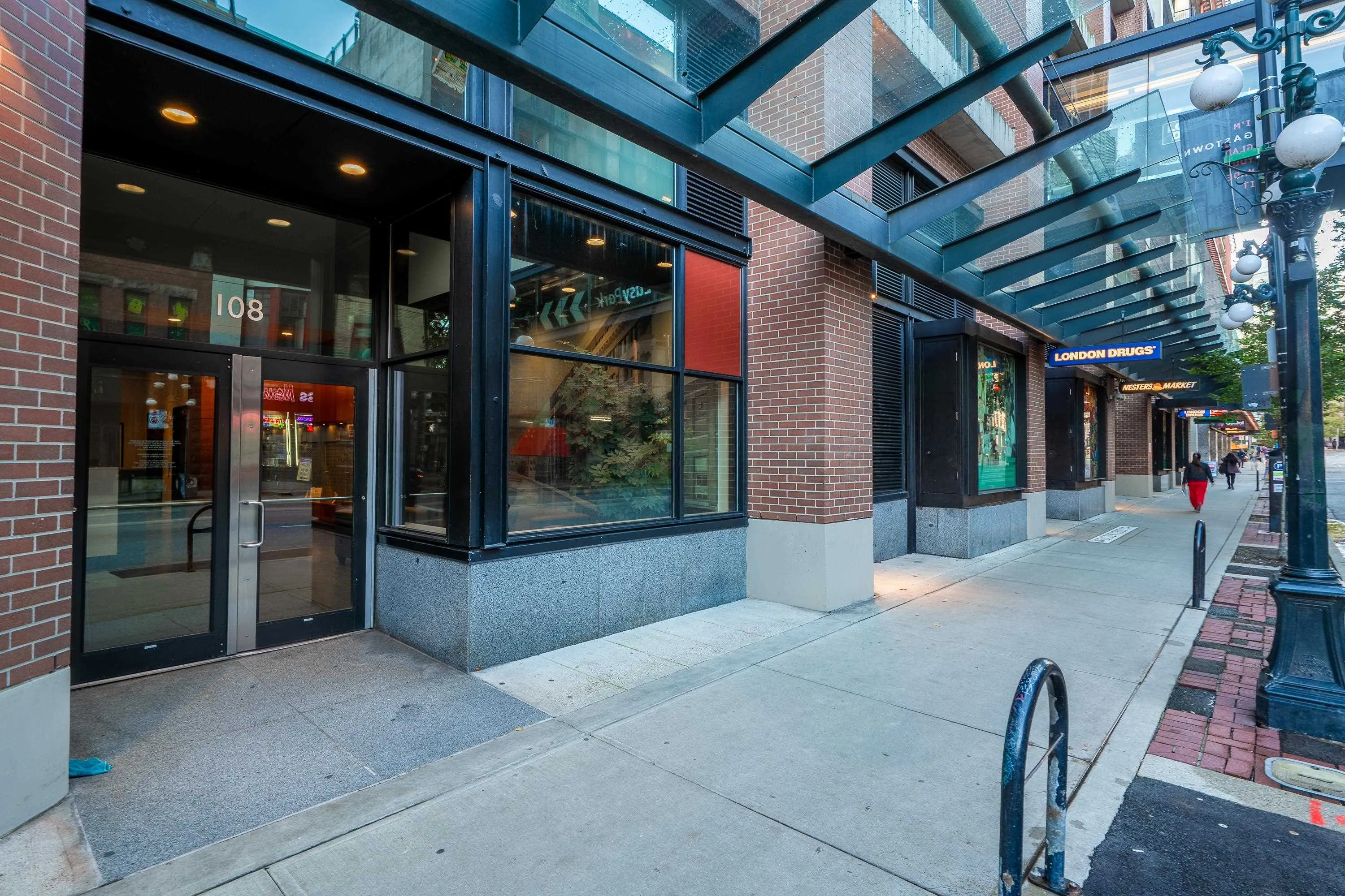 2401 108 W Cordova Street