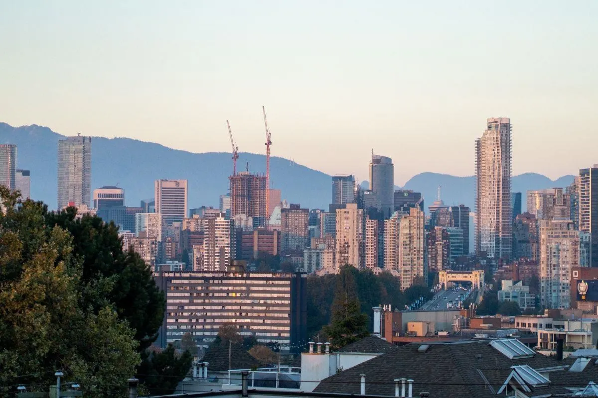 402 2216 W 3rd Avenue