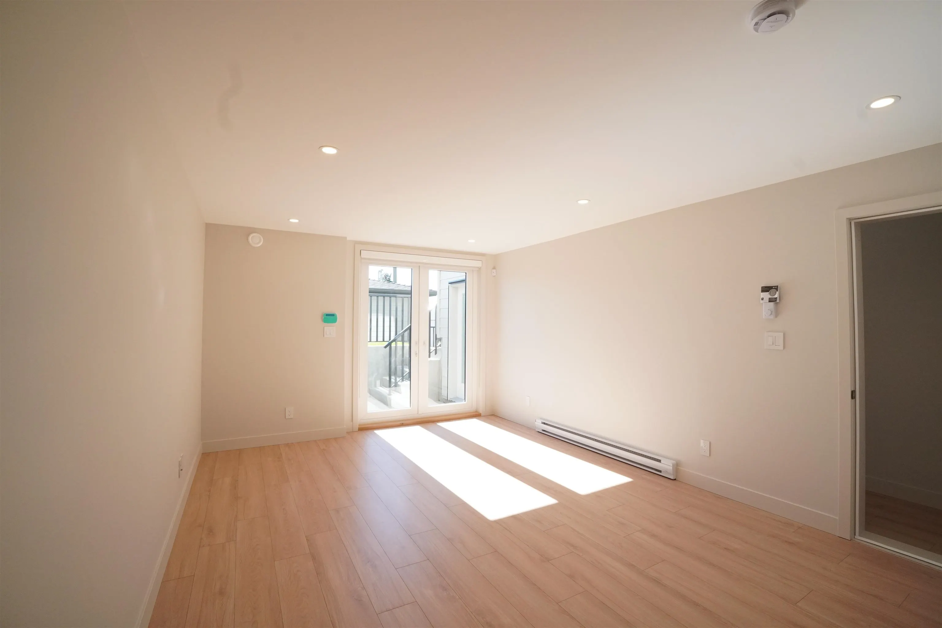 6250 Kitchener Street