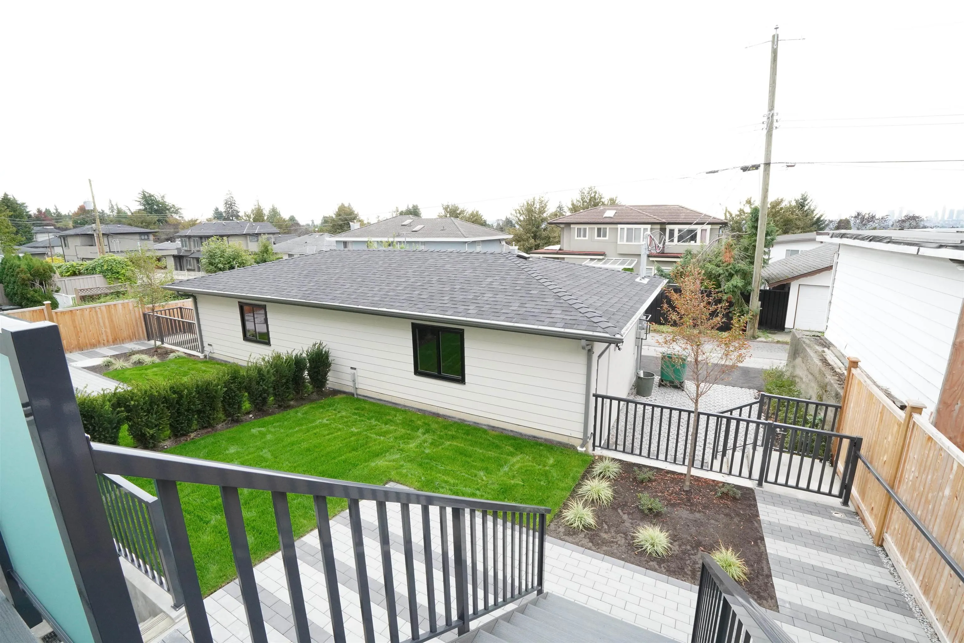 6250 Kitchener Street