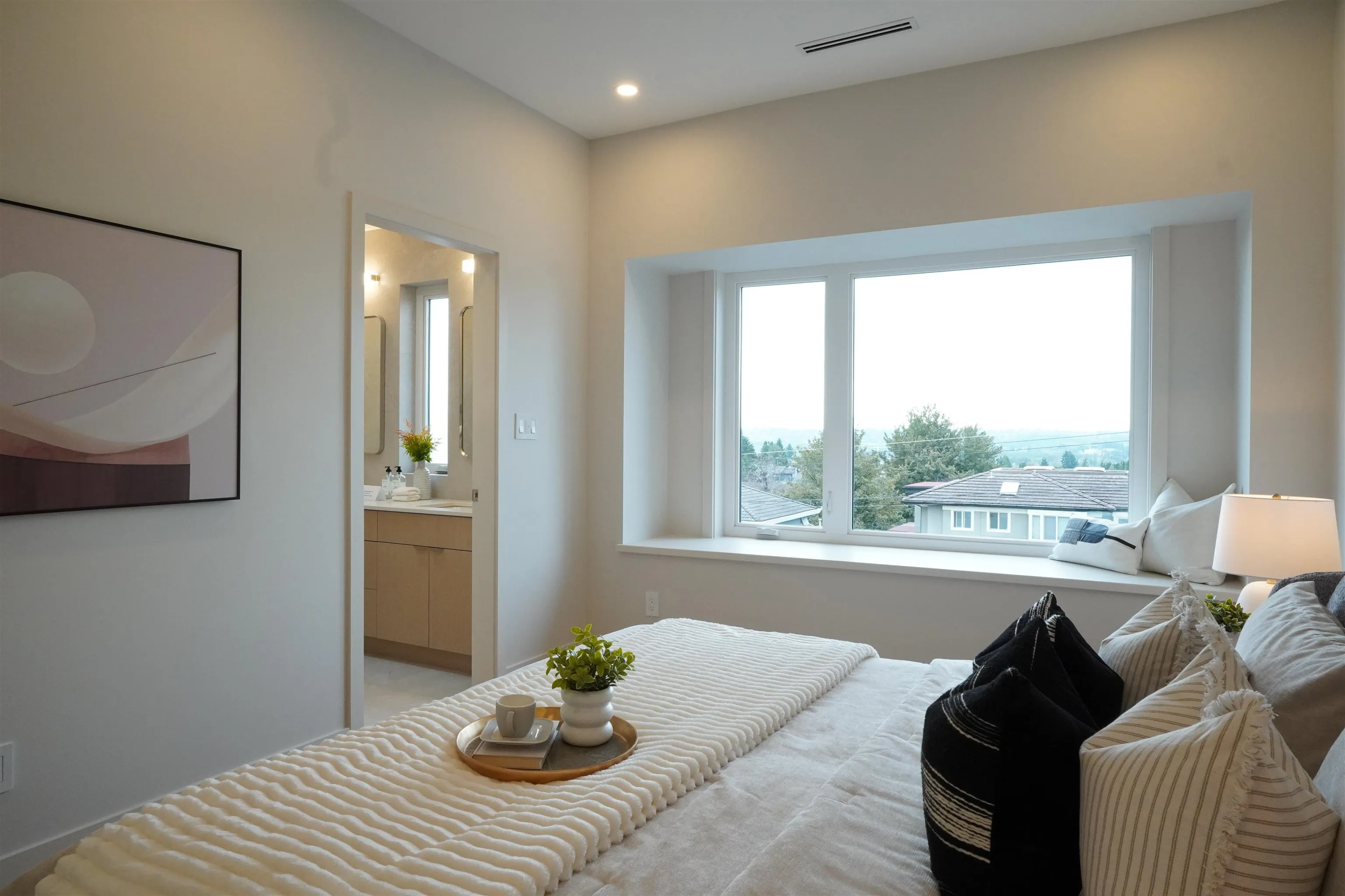 6250 Kitchener Street