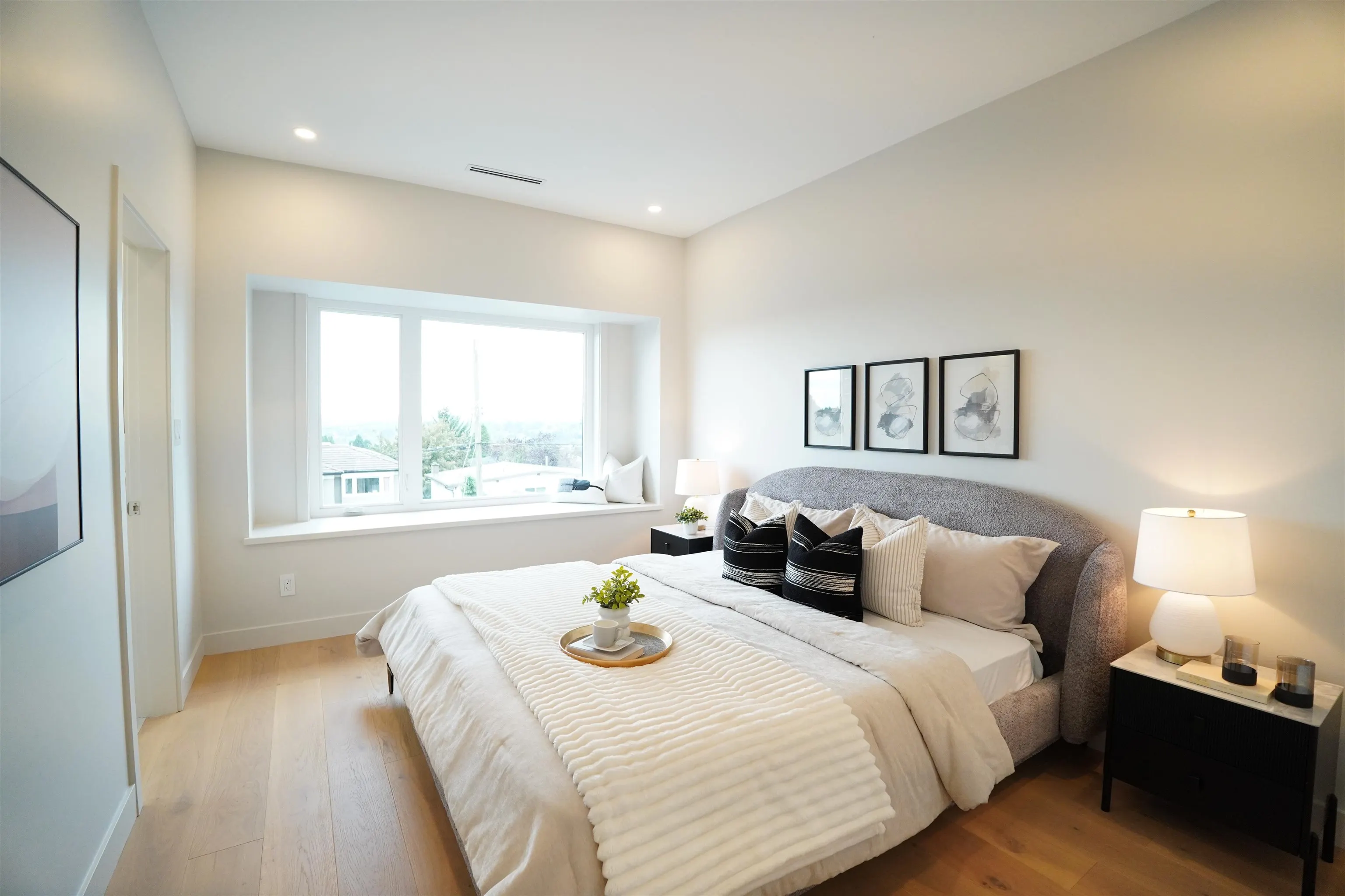 6250 Kitchener Street