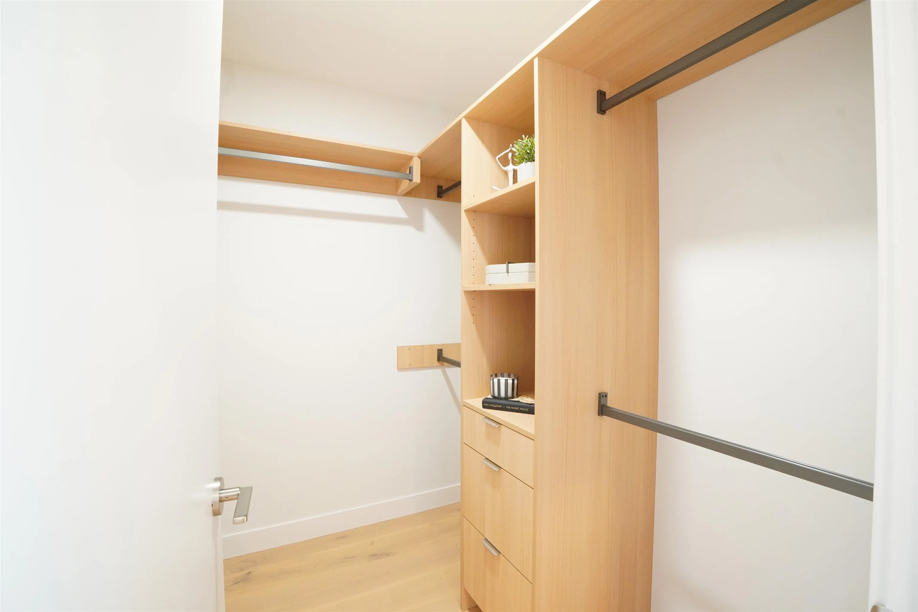 6250 Kitchener Street