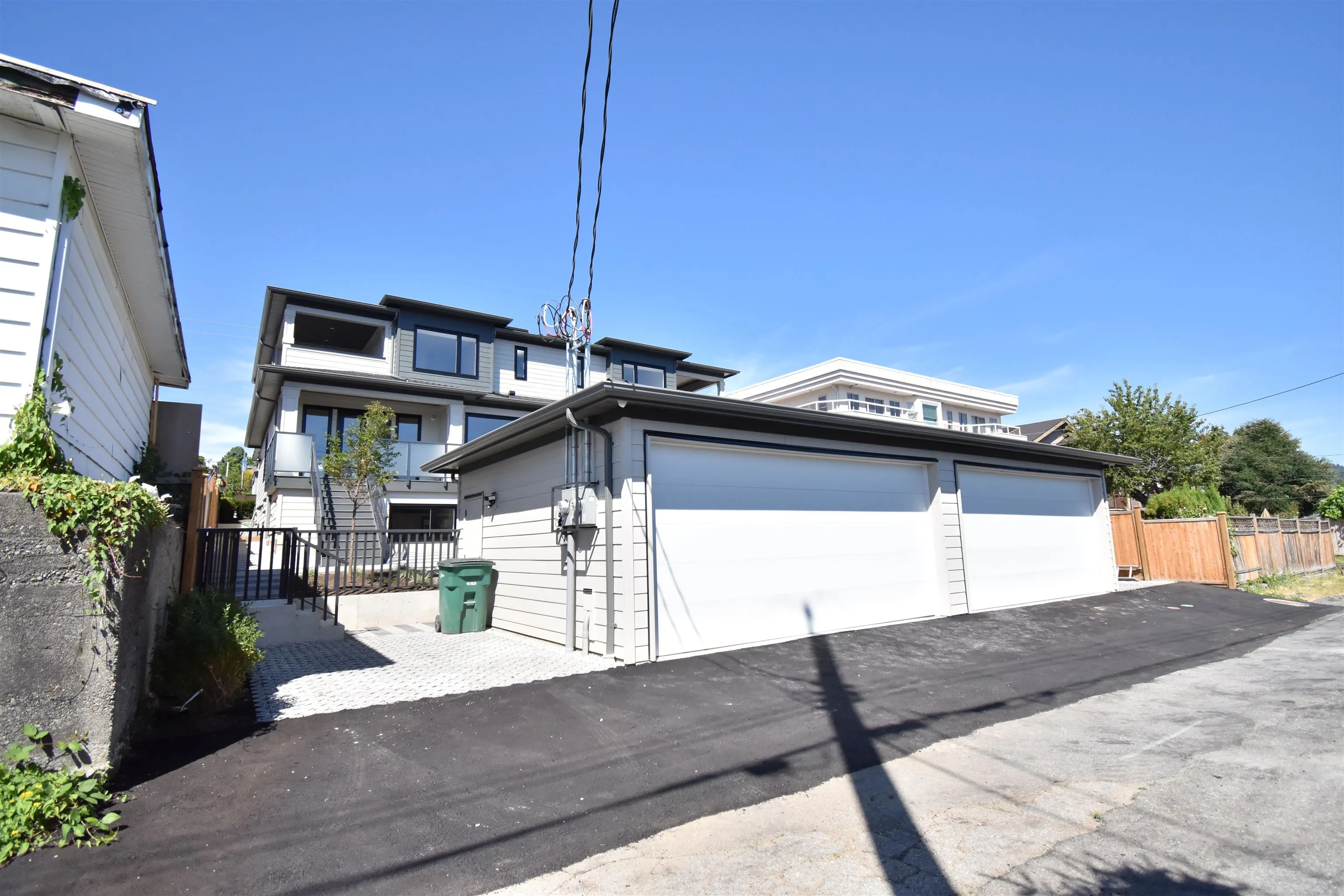 6250 Kitchener Street